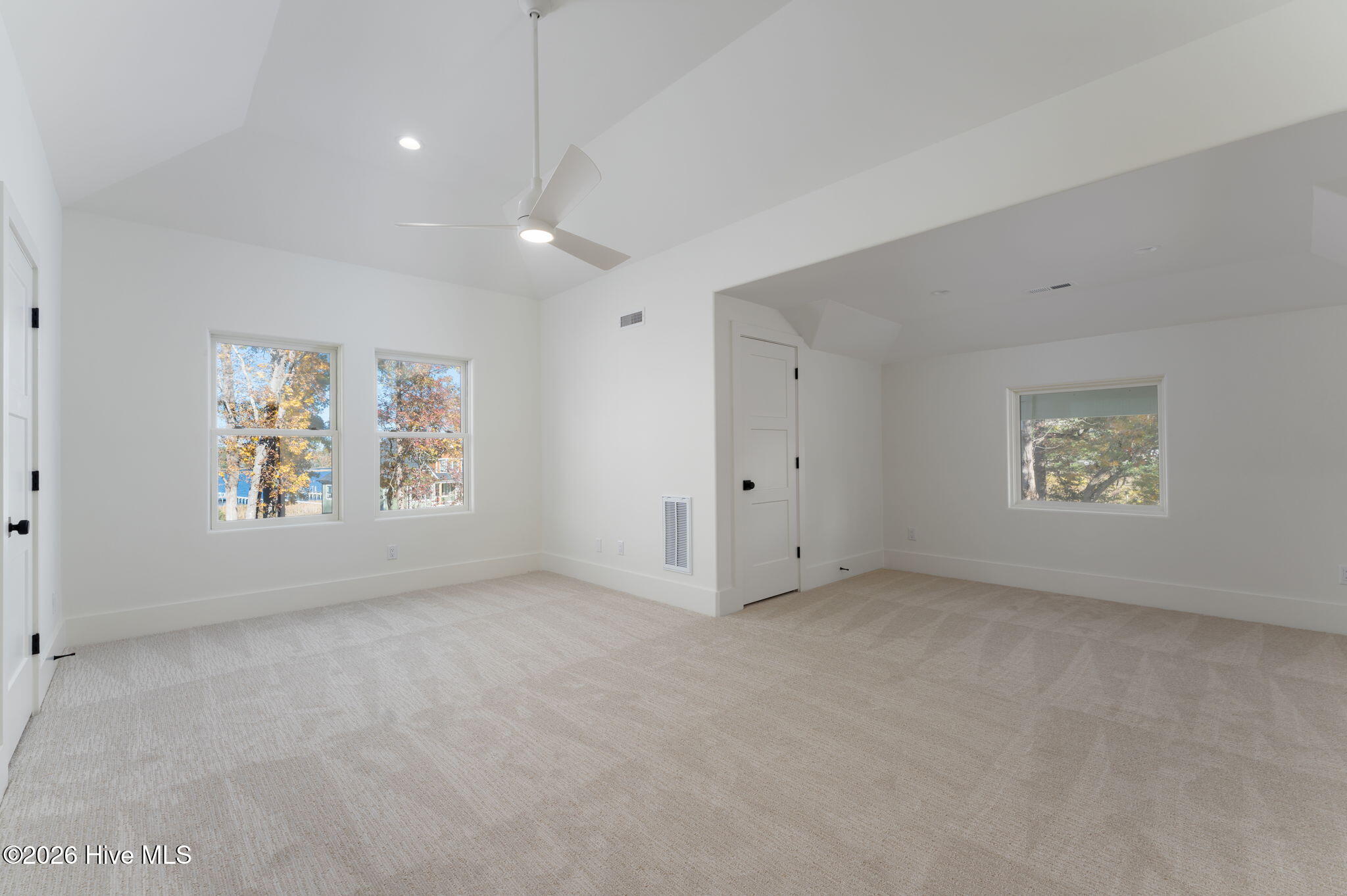 38 Reston Bluff Property Photo 44