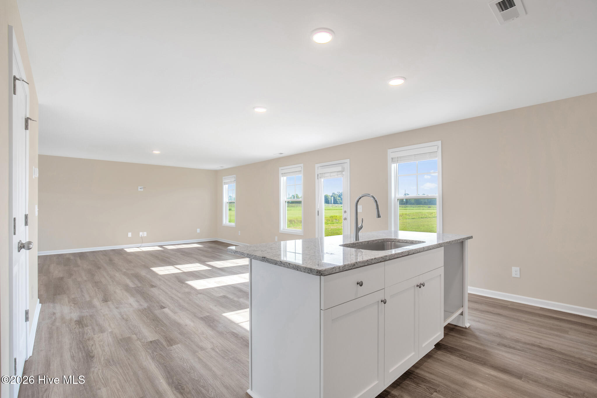 38 Coachman Lane Property Photo 16