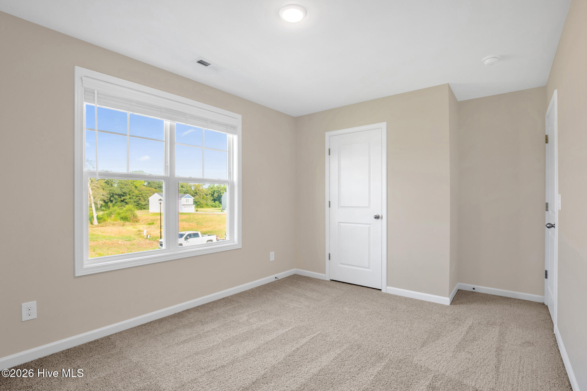 38 Coachman Lane Property Photo 23