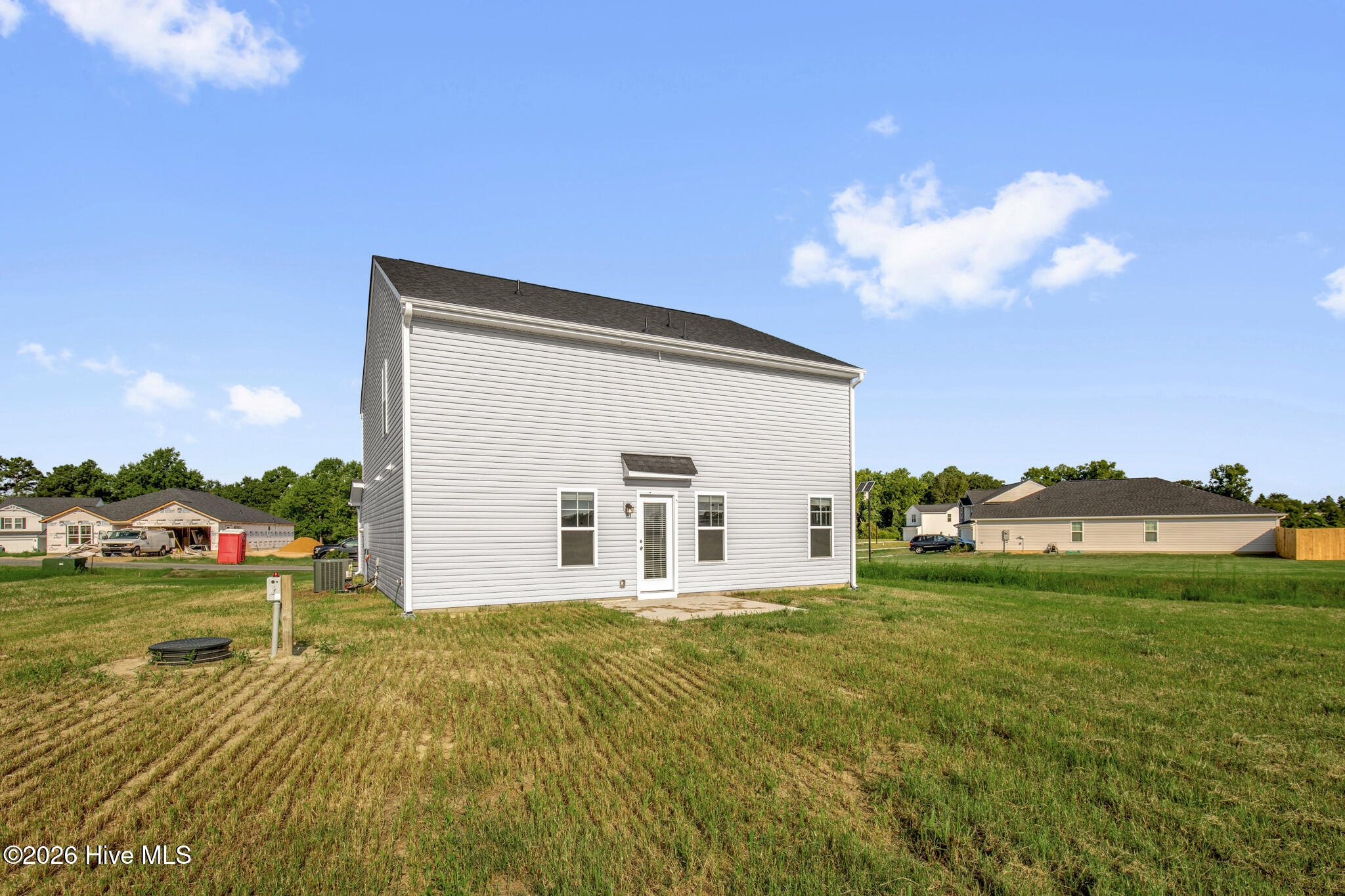 38 Coachman Lane Property Photo 35