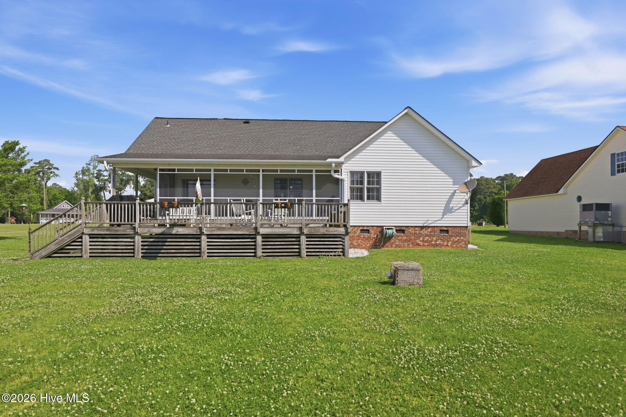 856 Wide Waters Drive Property Photo 15