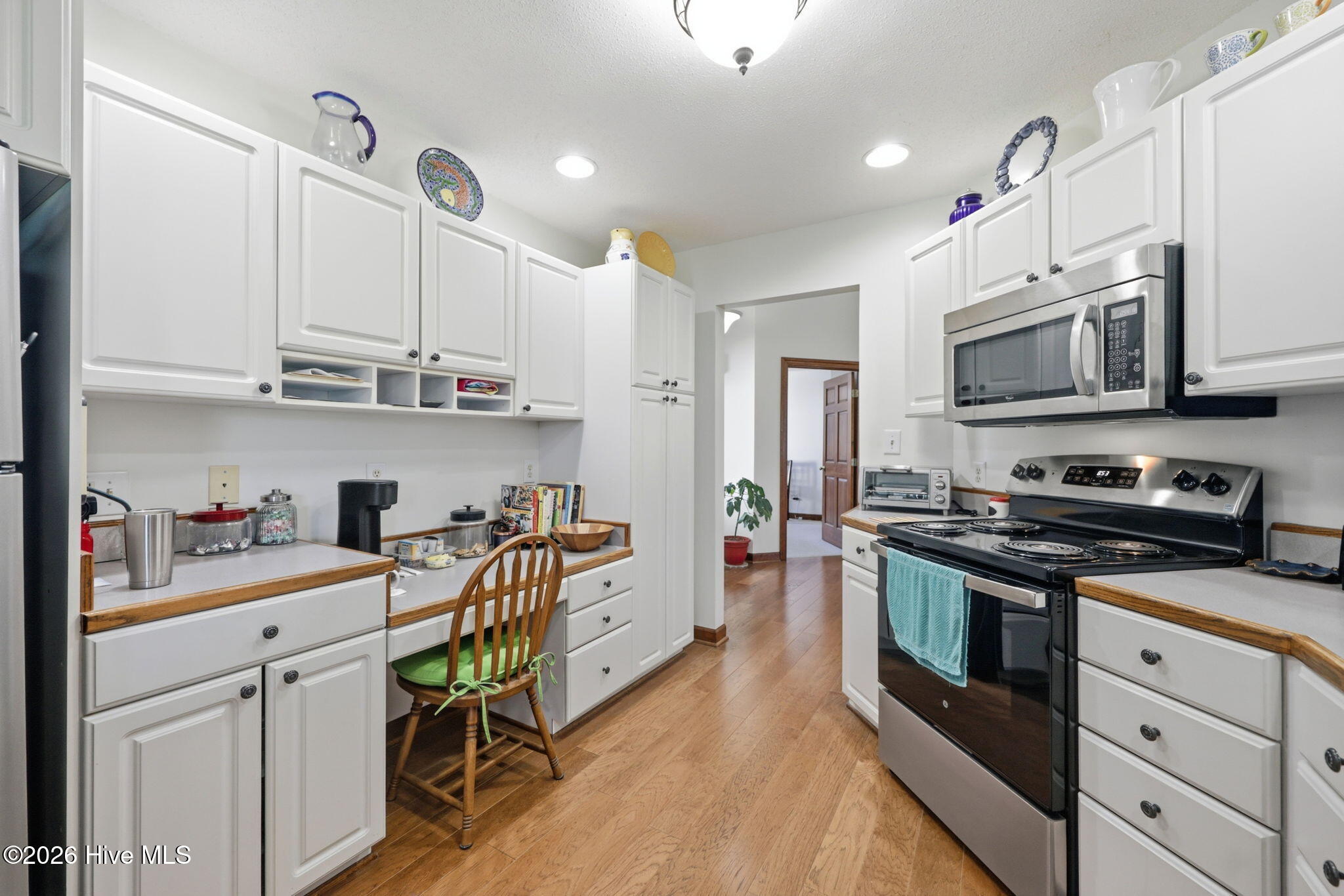 856 Wide Waters Drive Property Photo 19