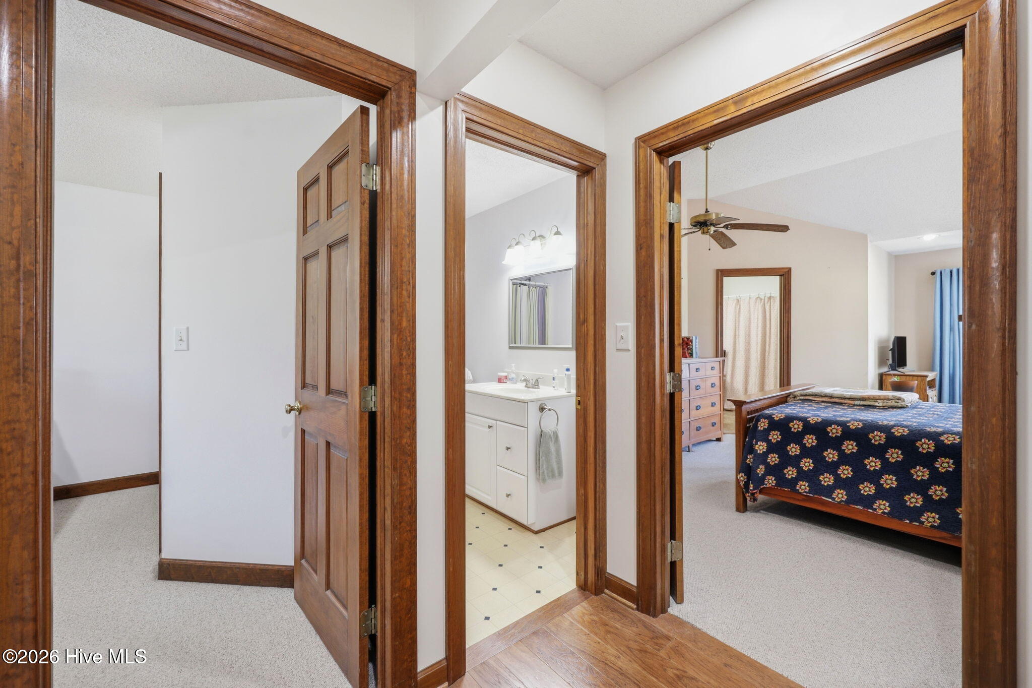 856 Wide Waters Drive Property Photo 22