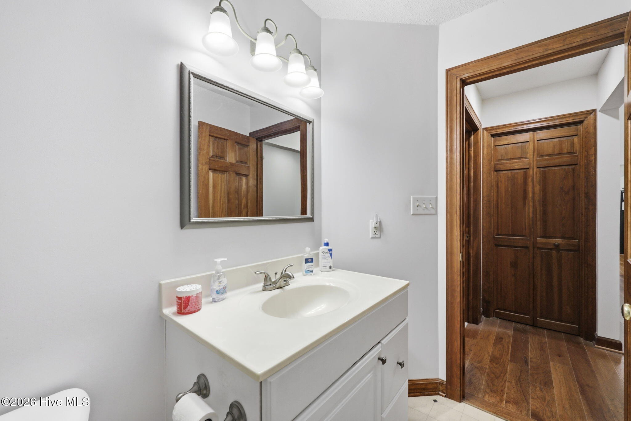 856 Wide Waters Drive Property Photo 26