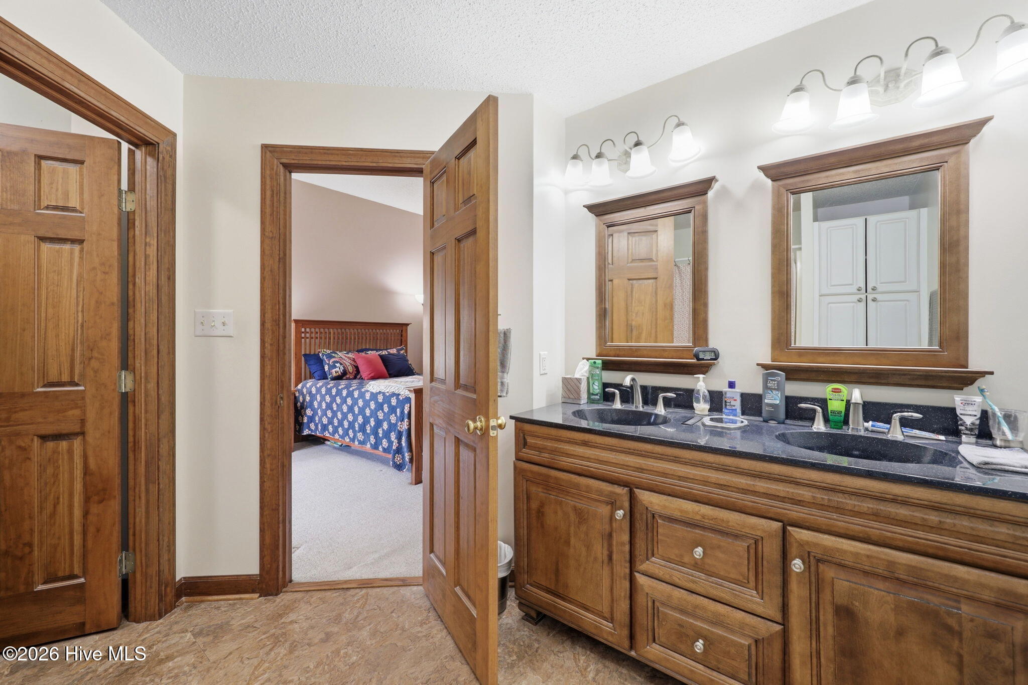 856 Wide Waters Drive Property Photo 34