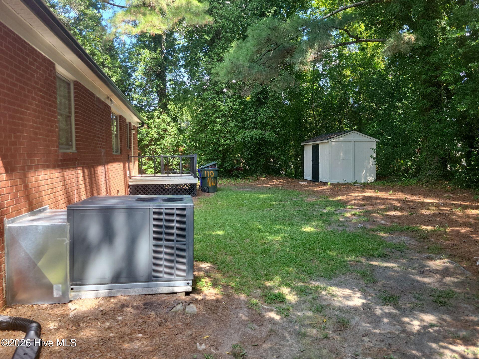 110 N Warren Street Property Photo 4