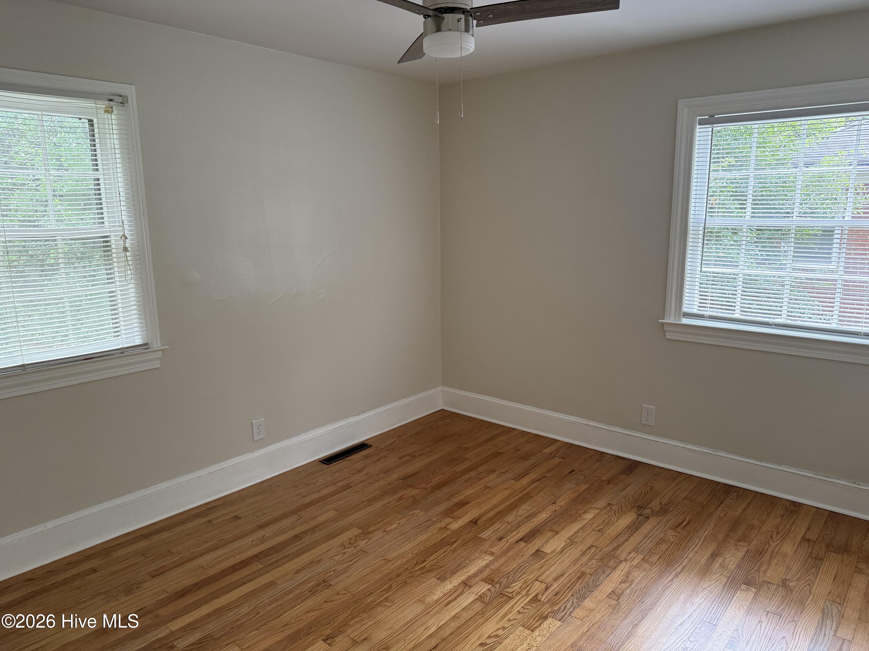 110 N Warren Street Property Photo 19