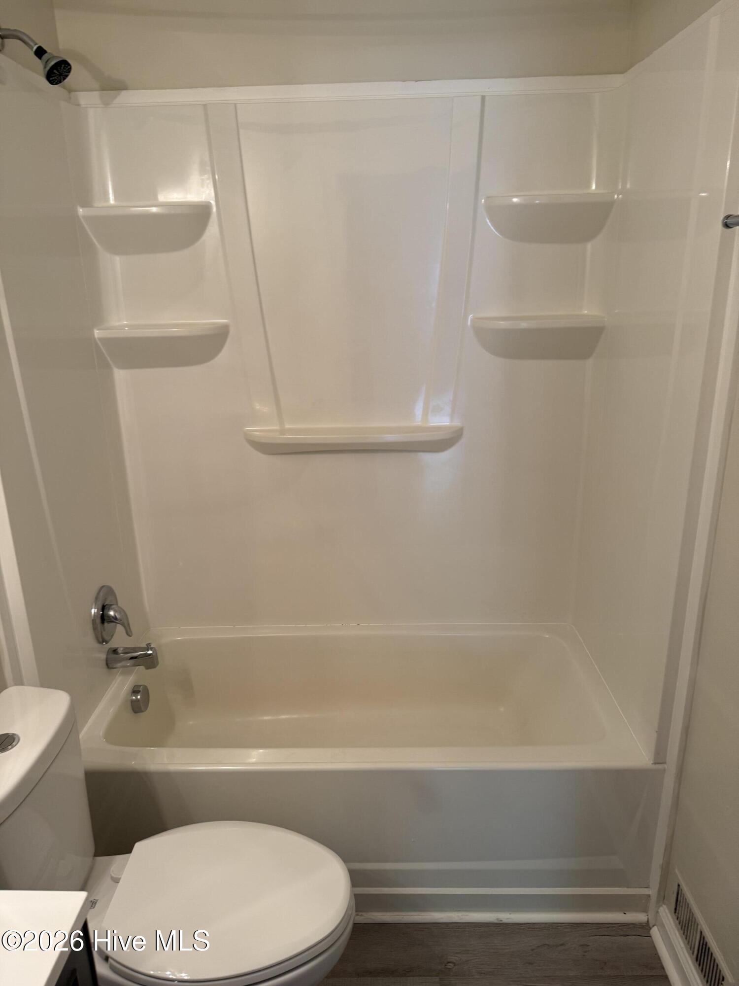 110 N Warren Street Property Photo 20