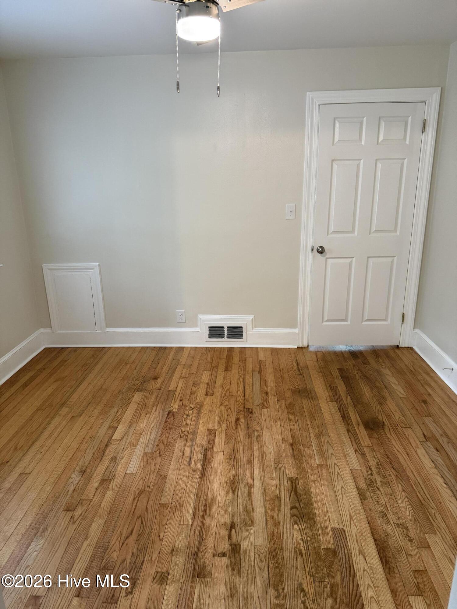 110 N Warren Street Property Photo 22