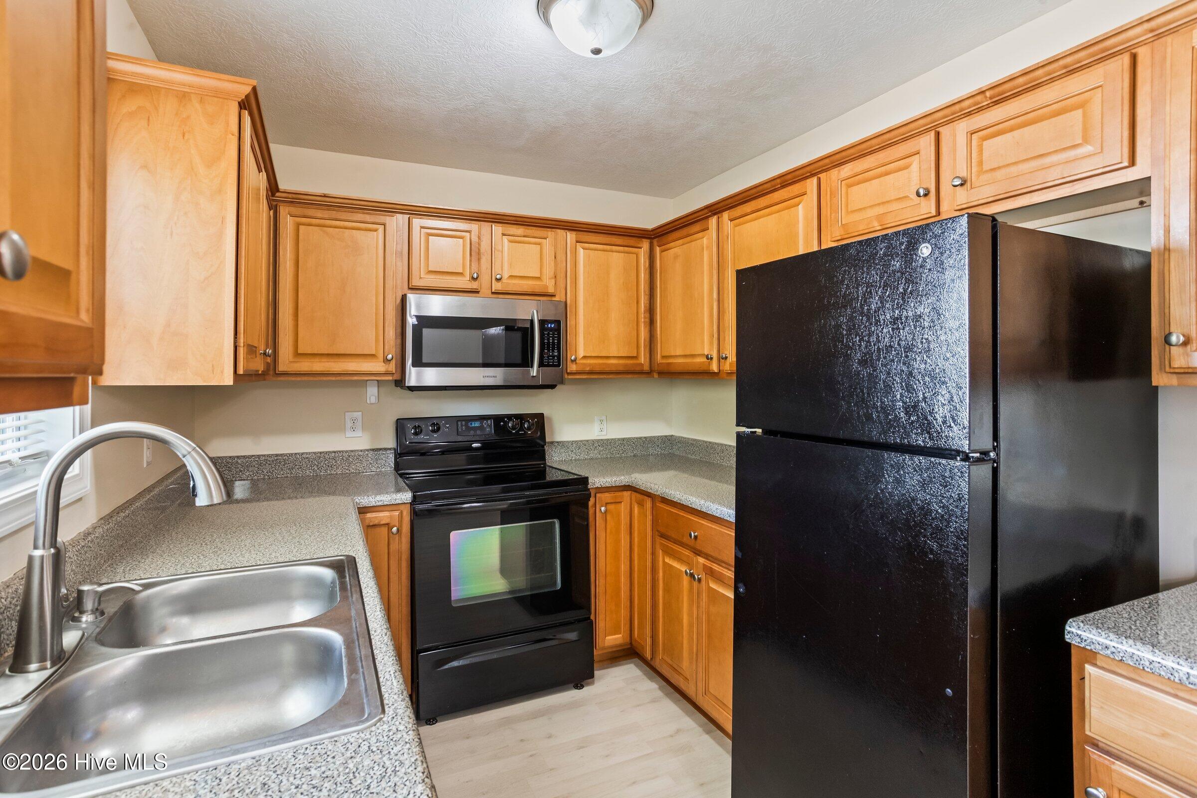 502 Violet Street Property Photo 13