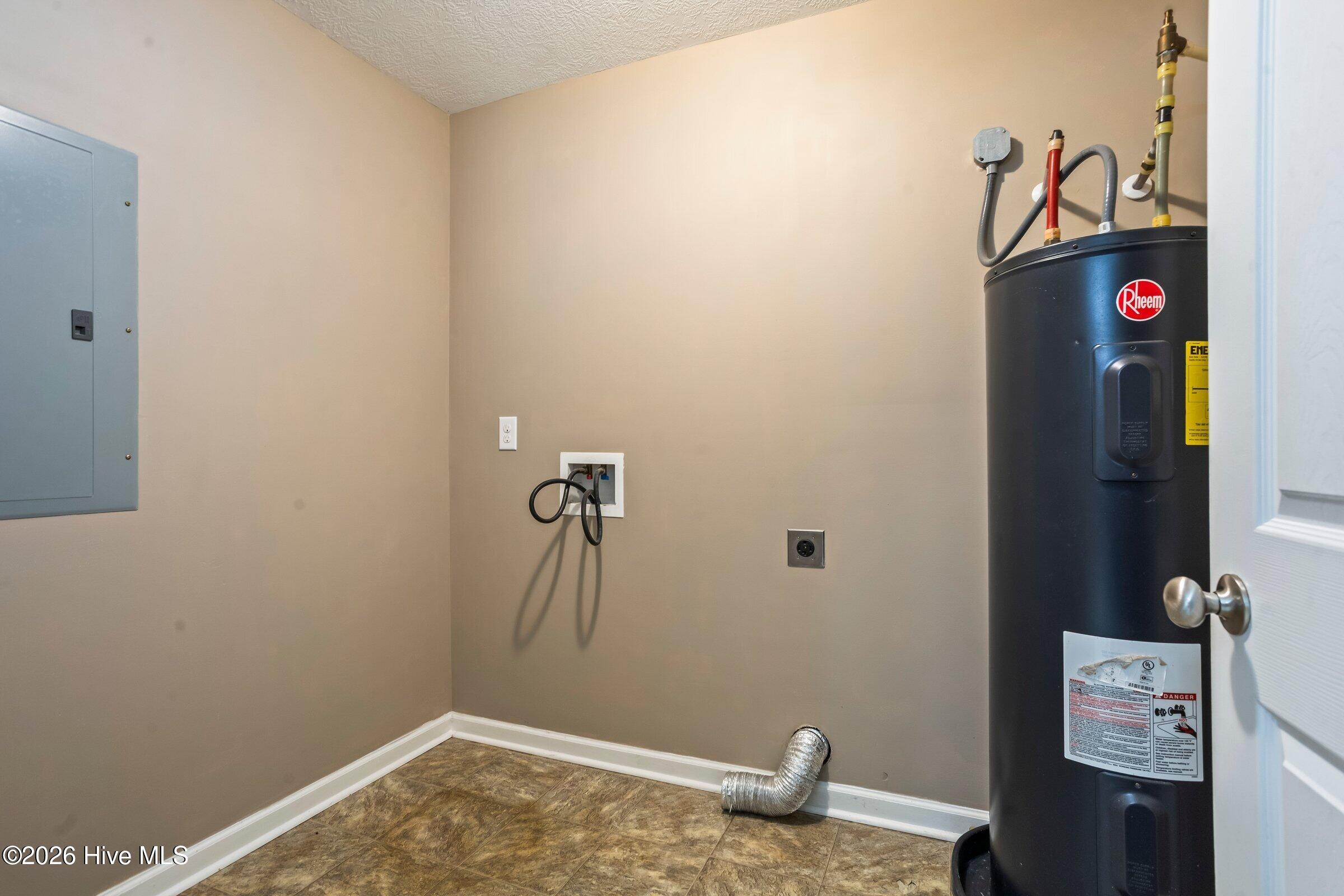 502 Violet Street Property Photo 15