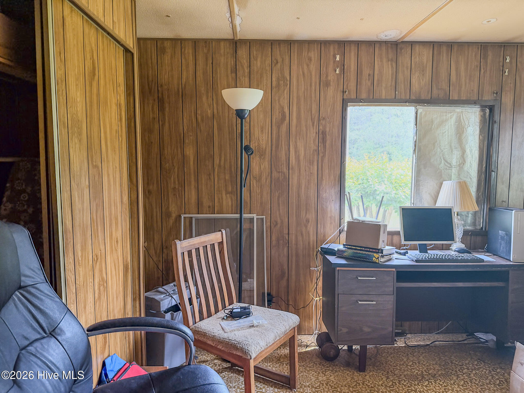 1308 Mac D Road Property Photo 15