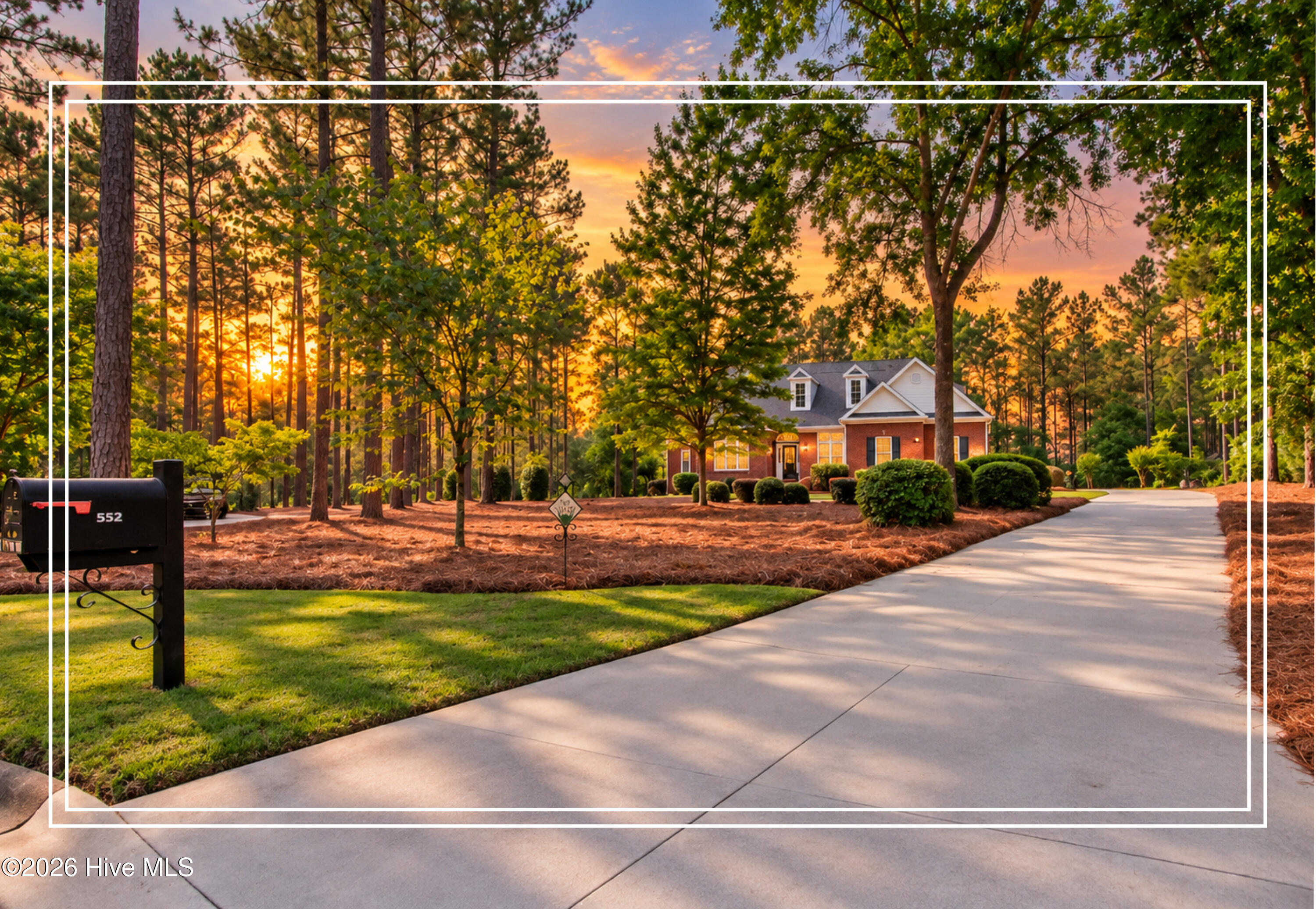 552 Bentley Court Property Photo 1