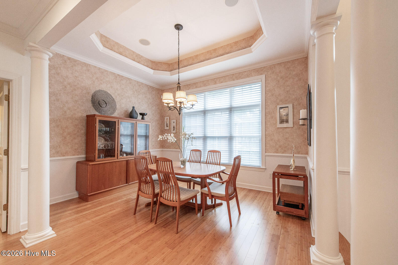 552 Bentley Court Property Photo 7
