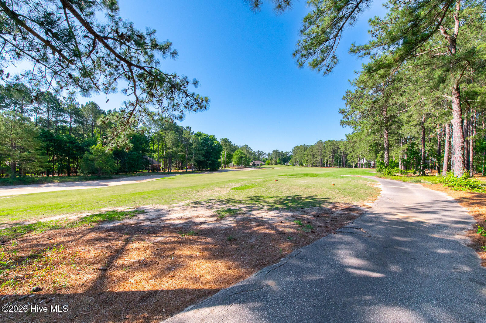 552 Bentley Court Property Photo 24