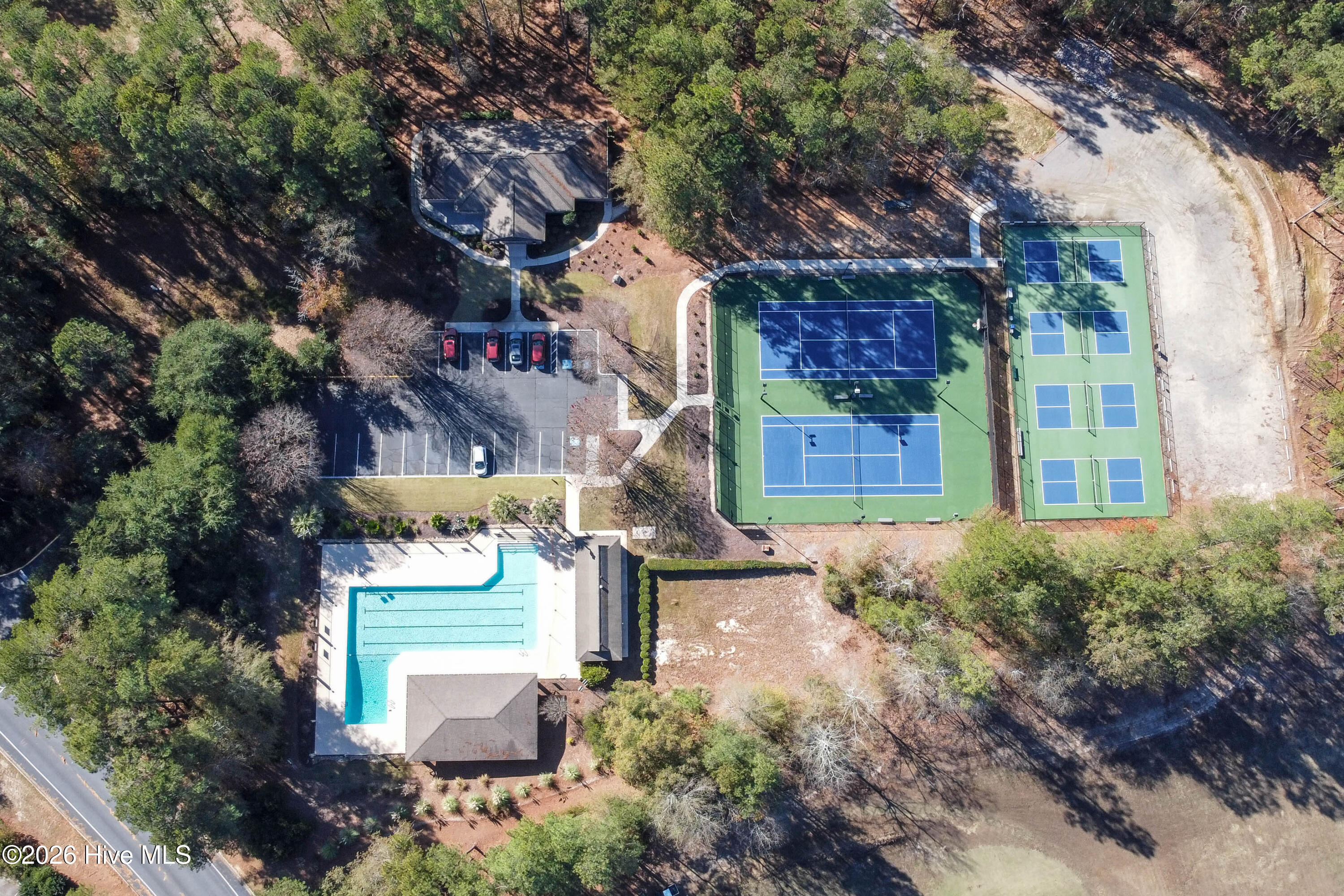 552 Bentley Court Property Photo 31