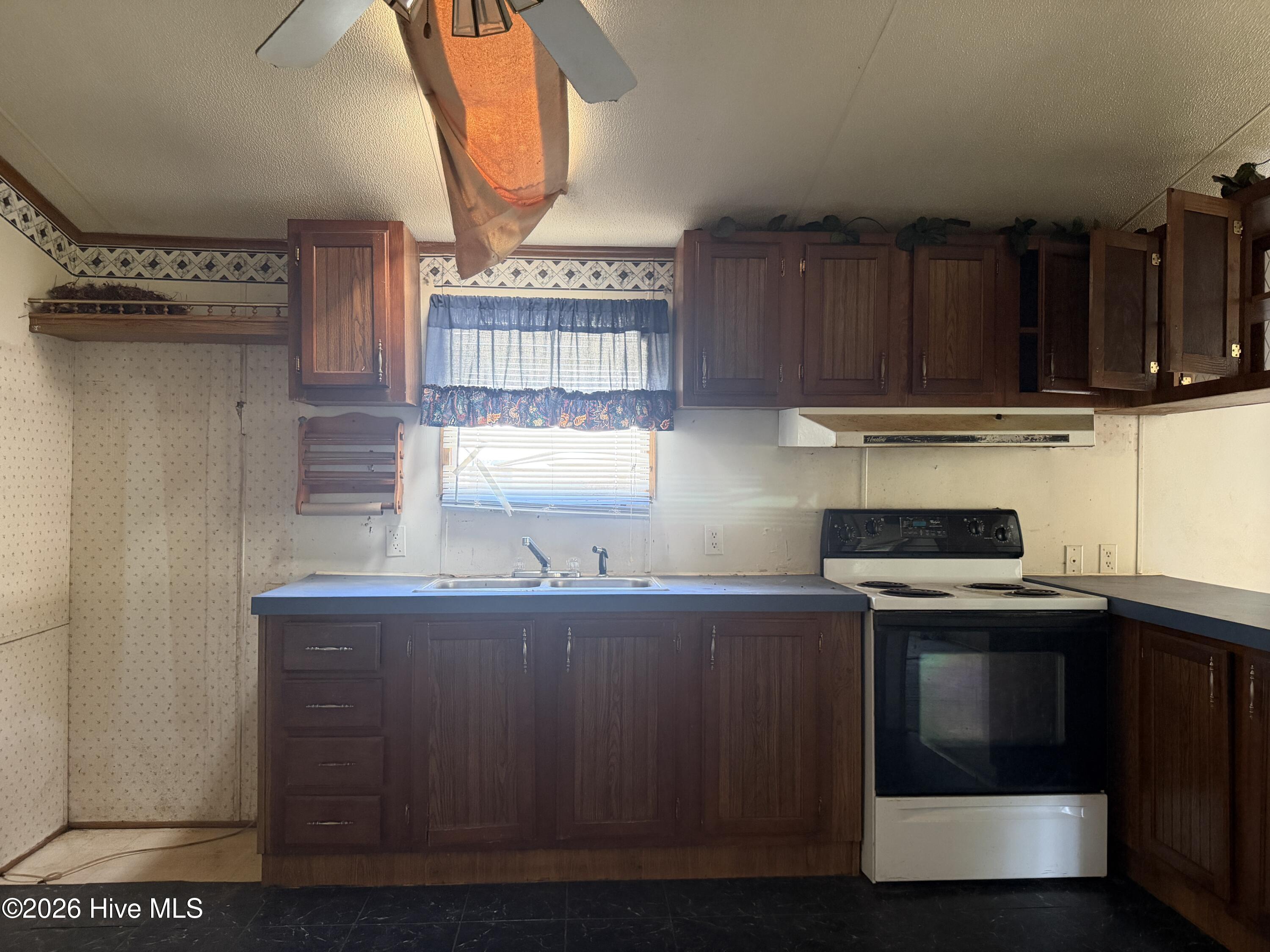 202 Market Street Property Photo 8