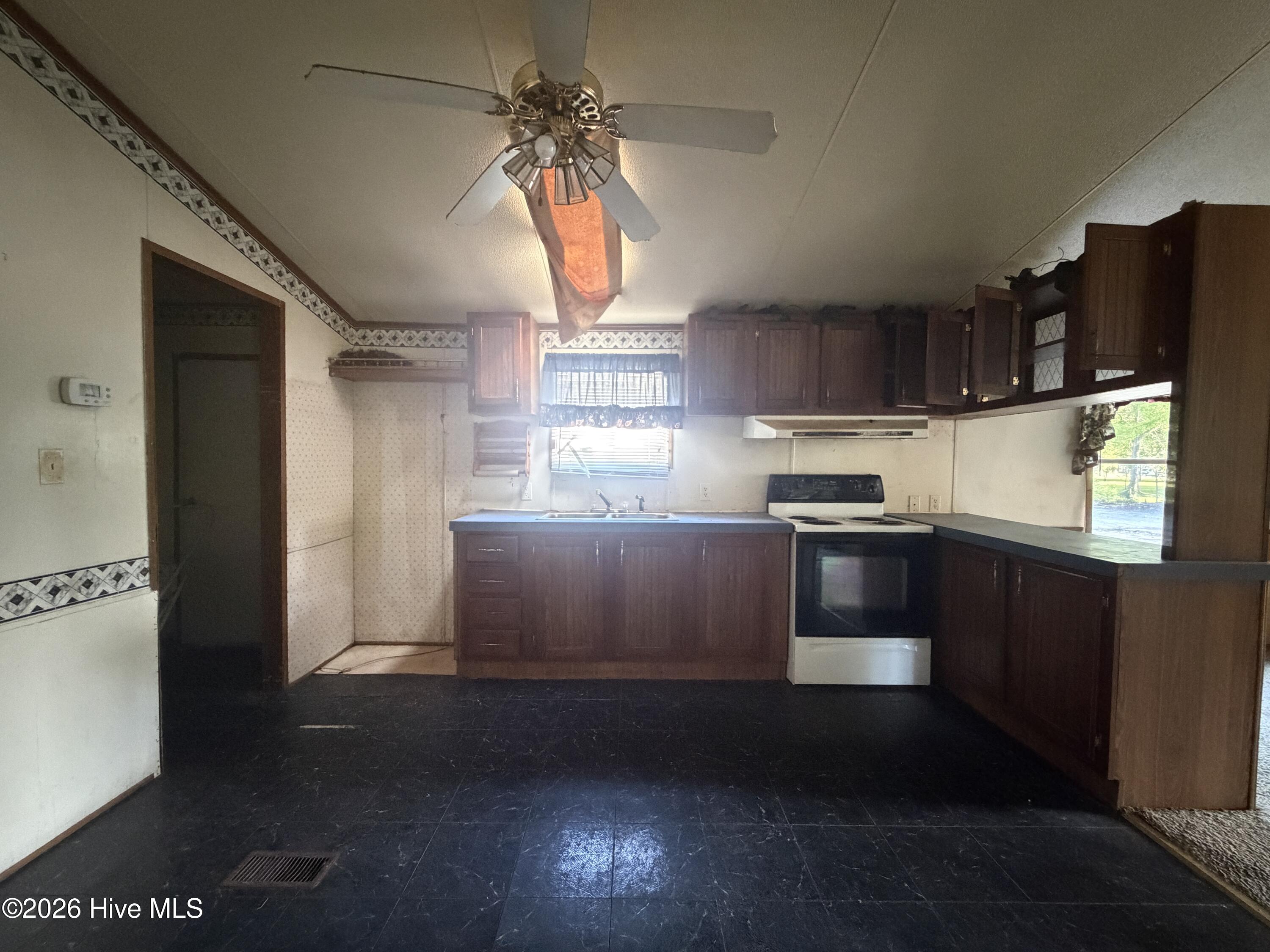 202 Market Street Property Photo 10