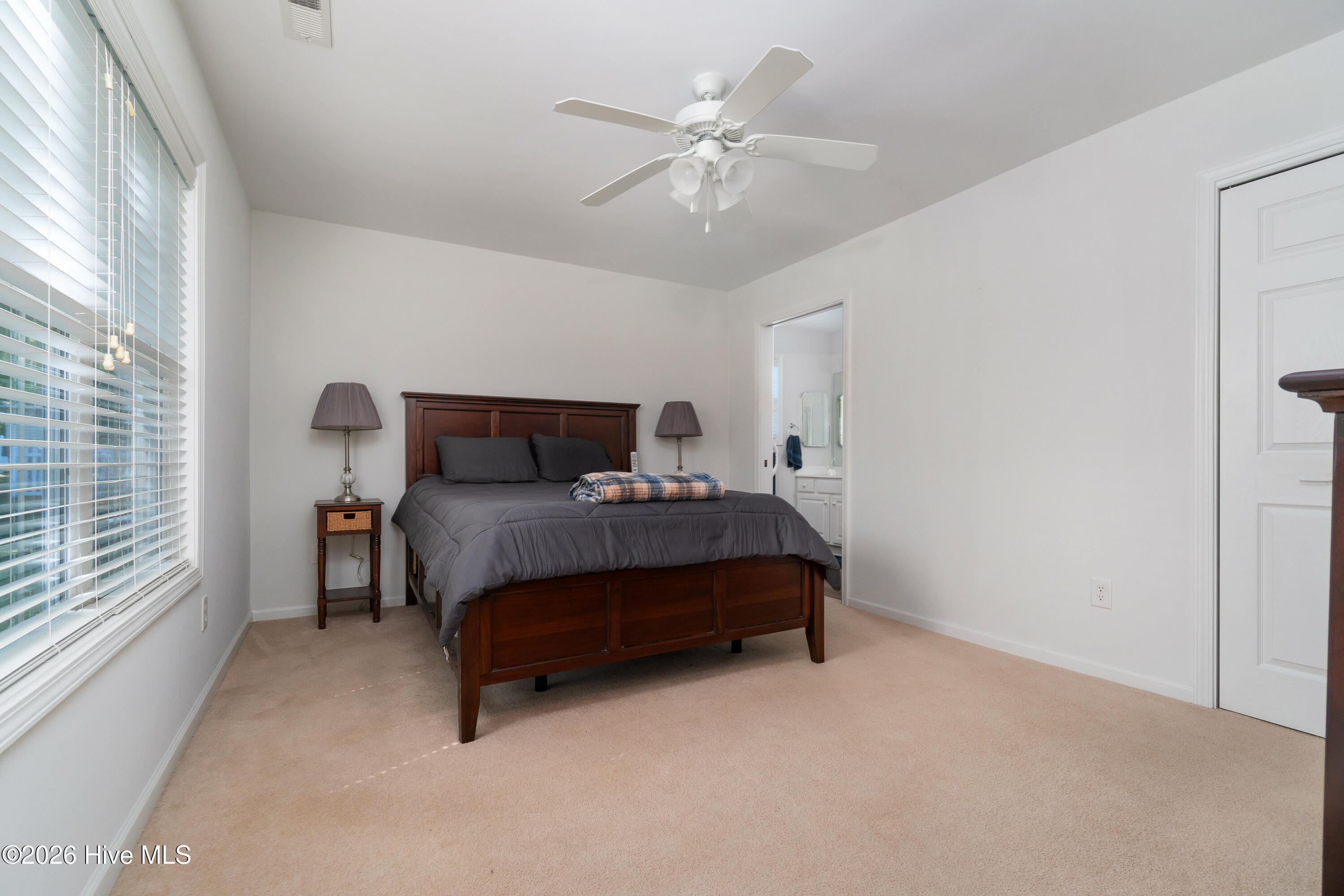 901 Meadowbrook S Unit 901 Property Photo 15
