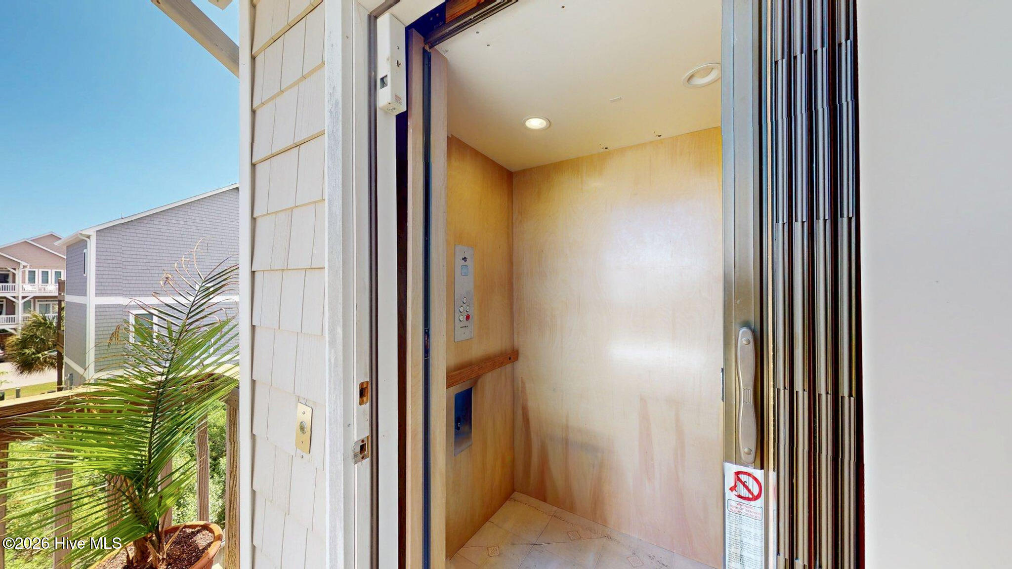 58 N Ridge Property Photo 5
