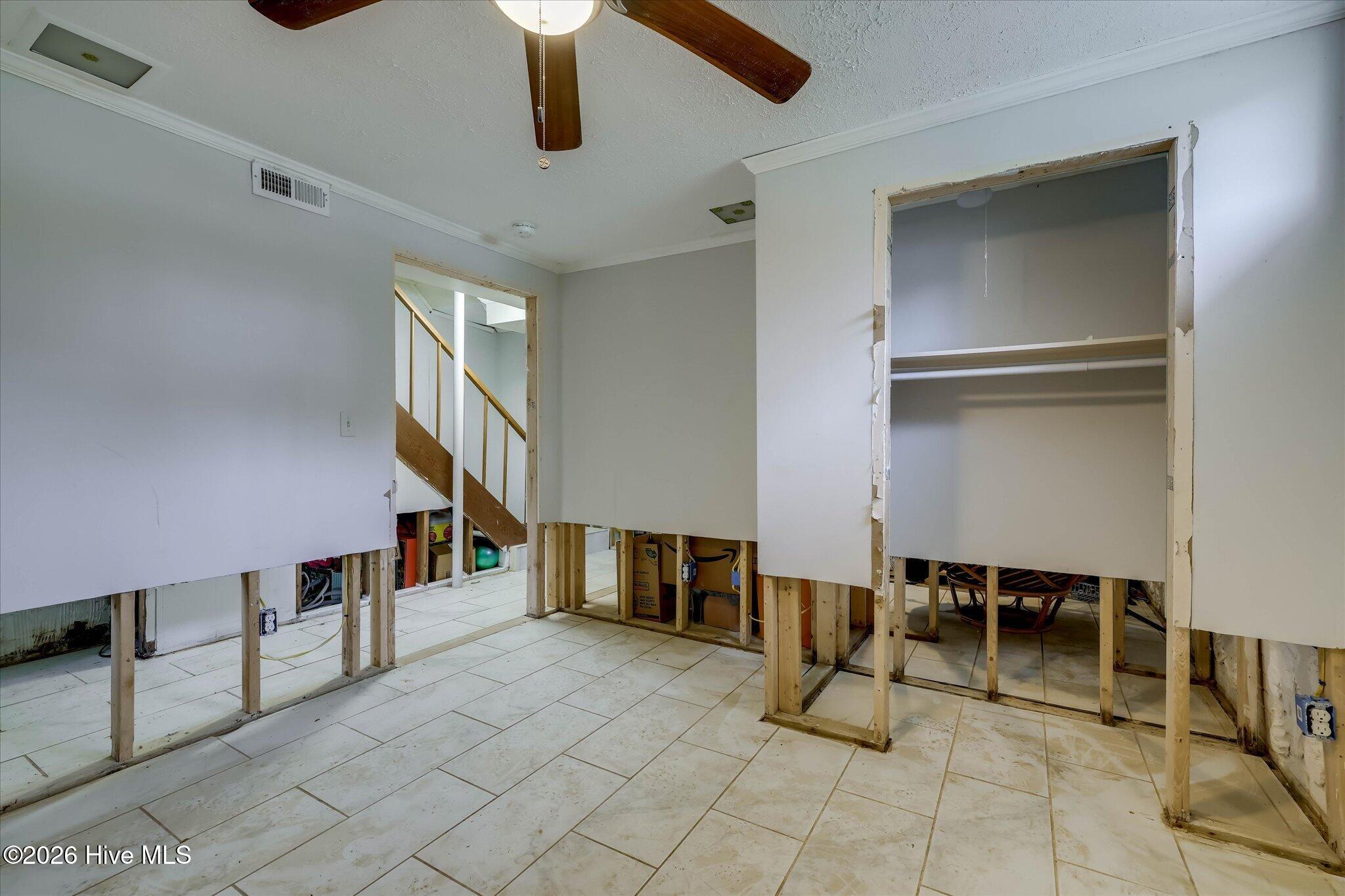 1002 Eustis Drive Property Photo 29