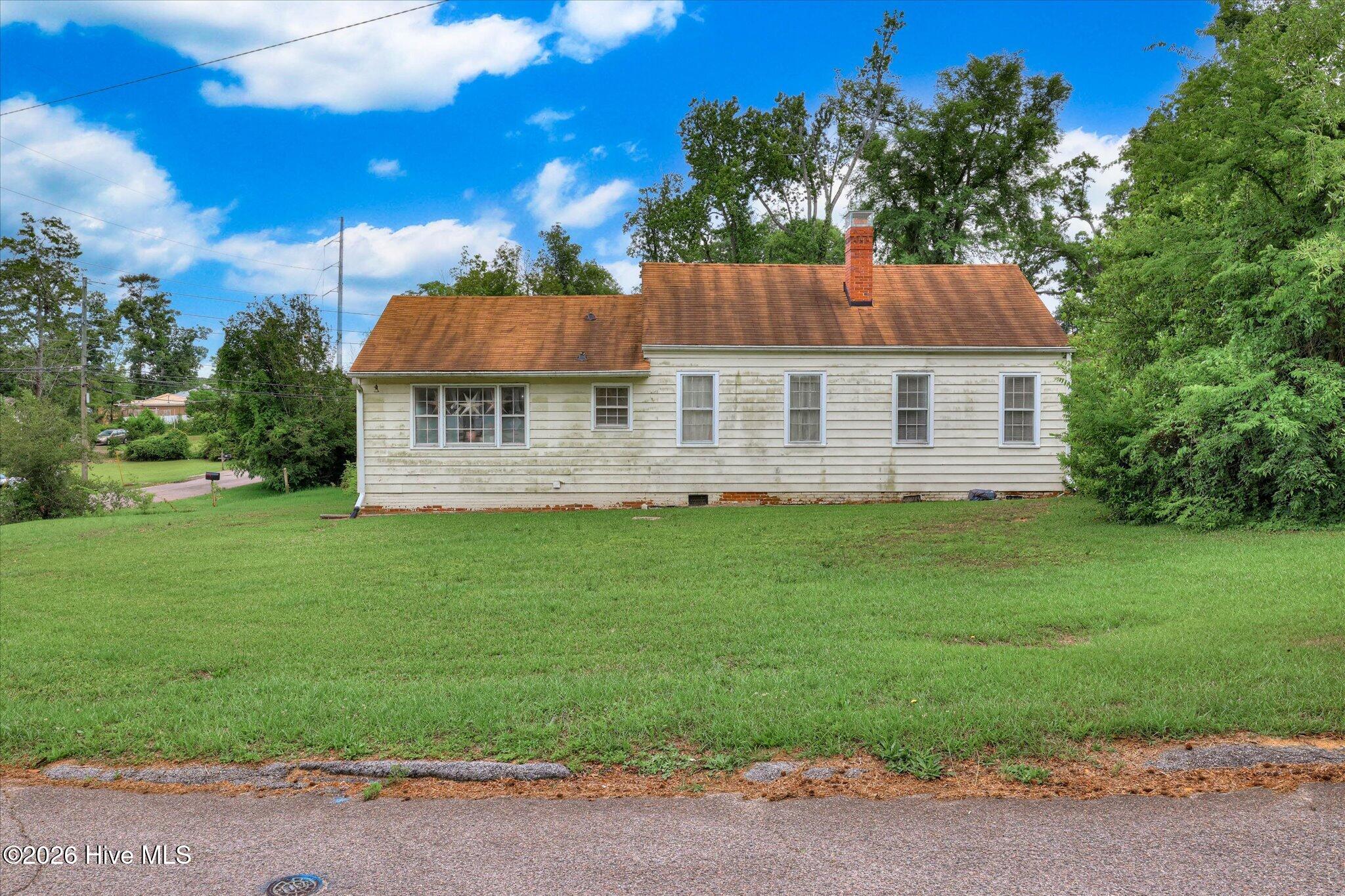1002 Eustis Drive Property Photo 33