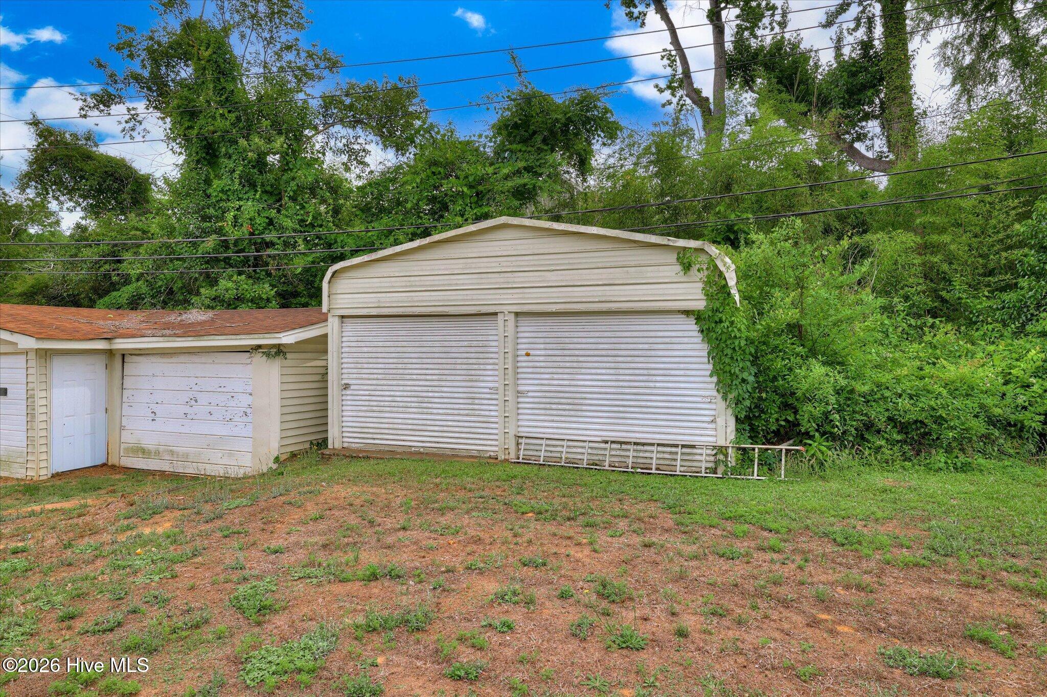 1002 Eustis Drive Property Photo 34