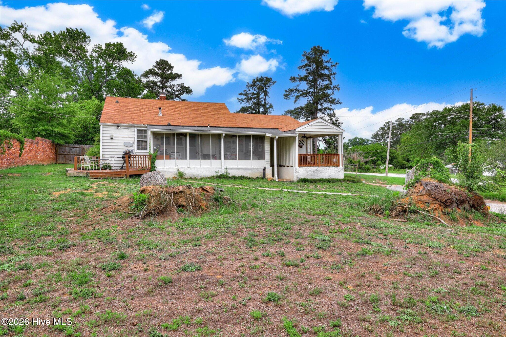 1002 Eustis Drive Property Photo 35