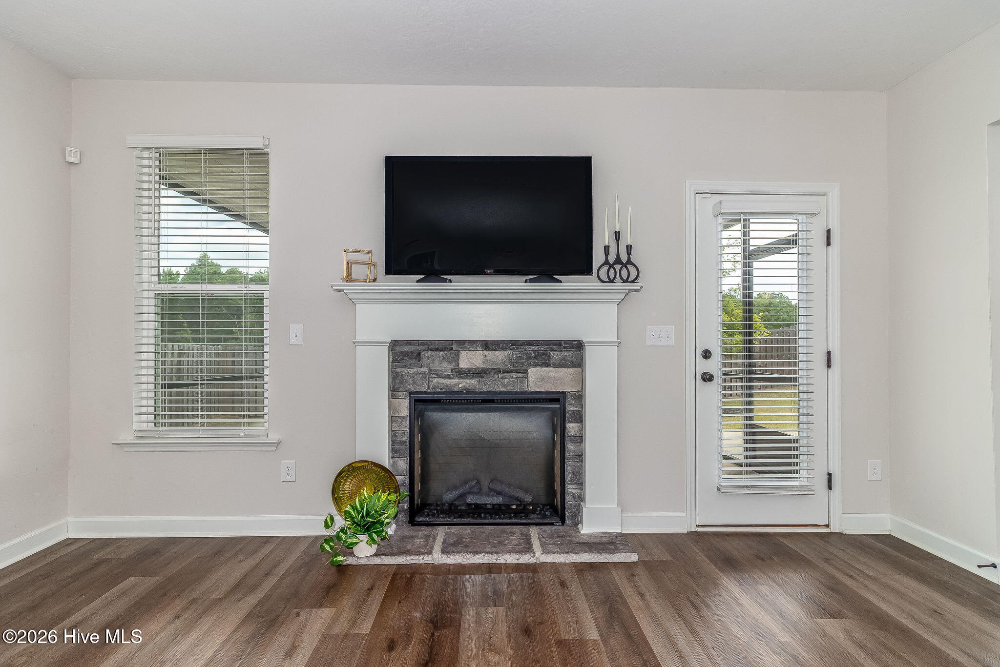 139 Dublin Loop Property Photo 9