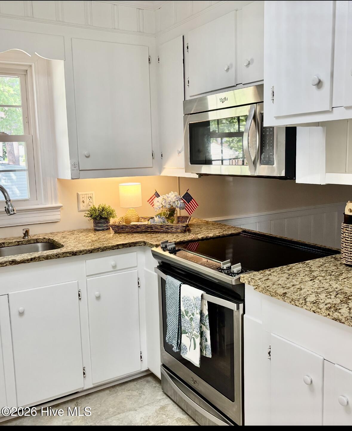 2104 Charles Boulevard Property Photo 6