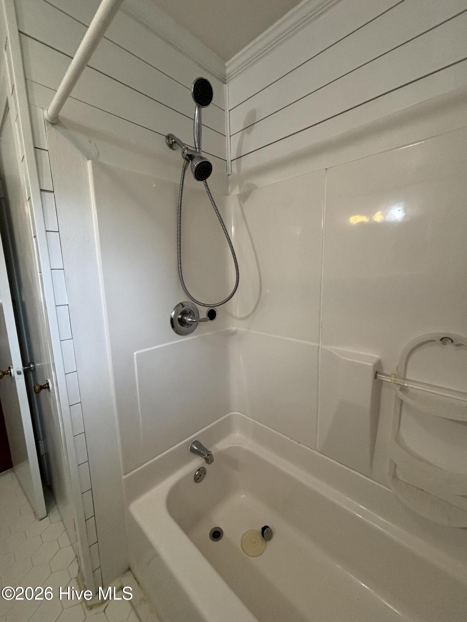 2104 Charles Boulevard Property Photo 20