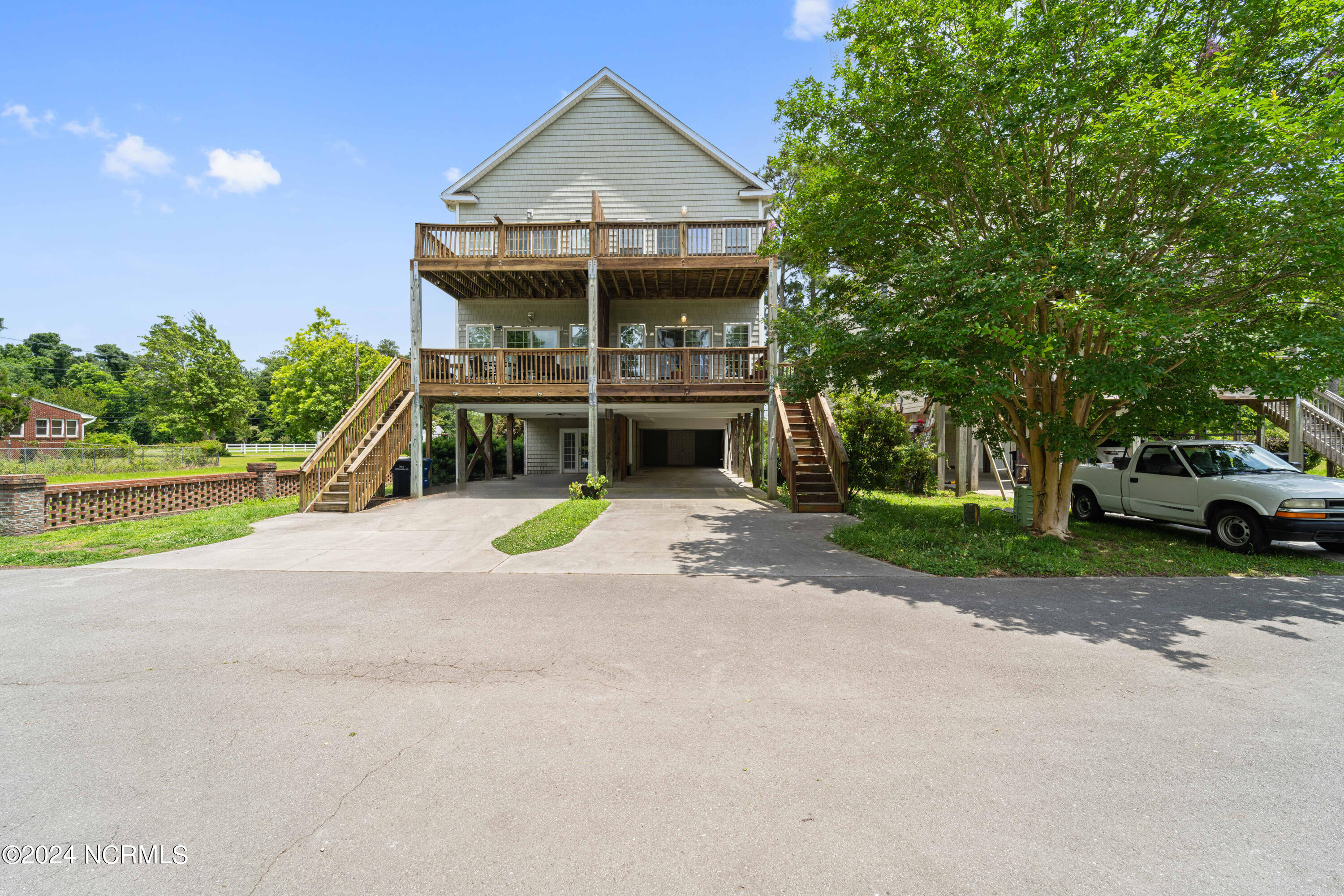 71 Court Street Property Photo 1