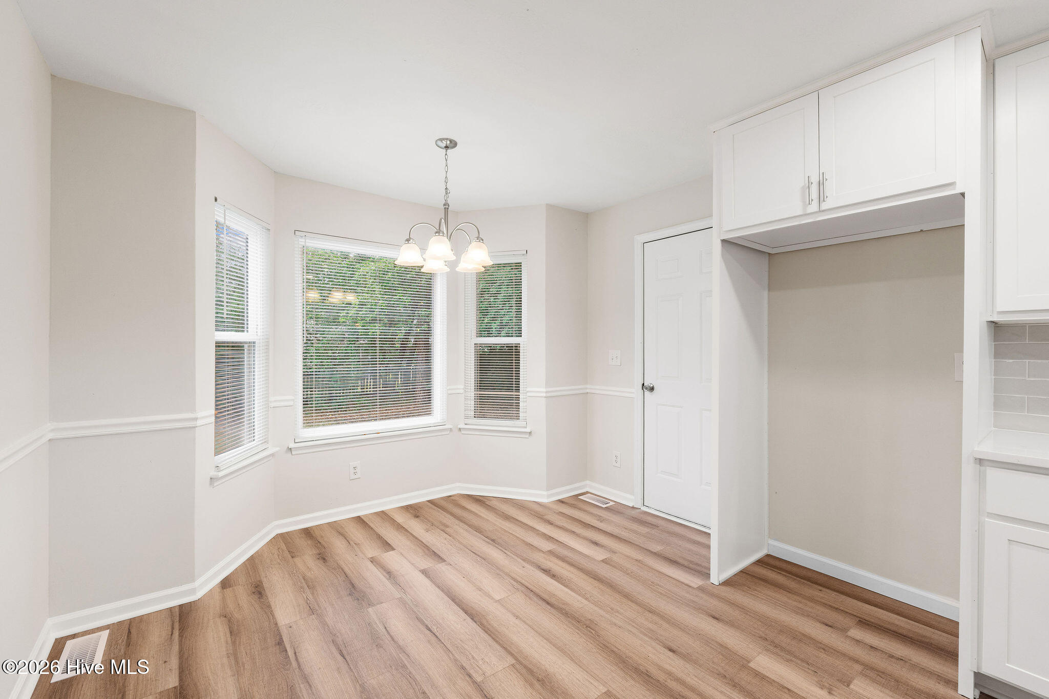 50 Suffolk Drive Property Photo 5