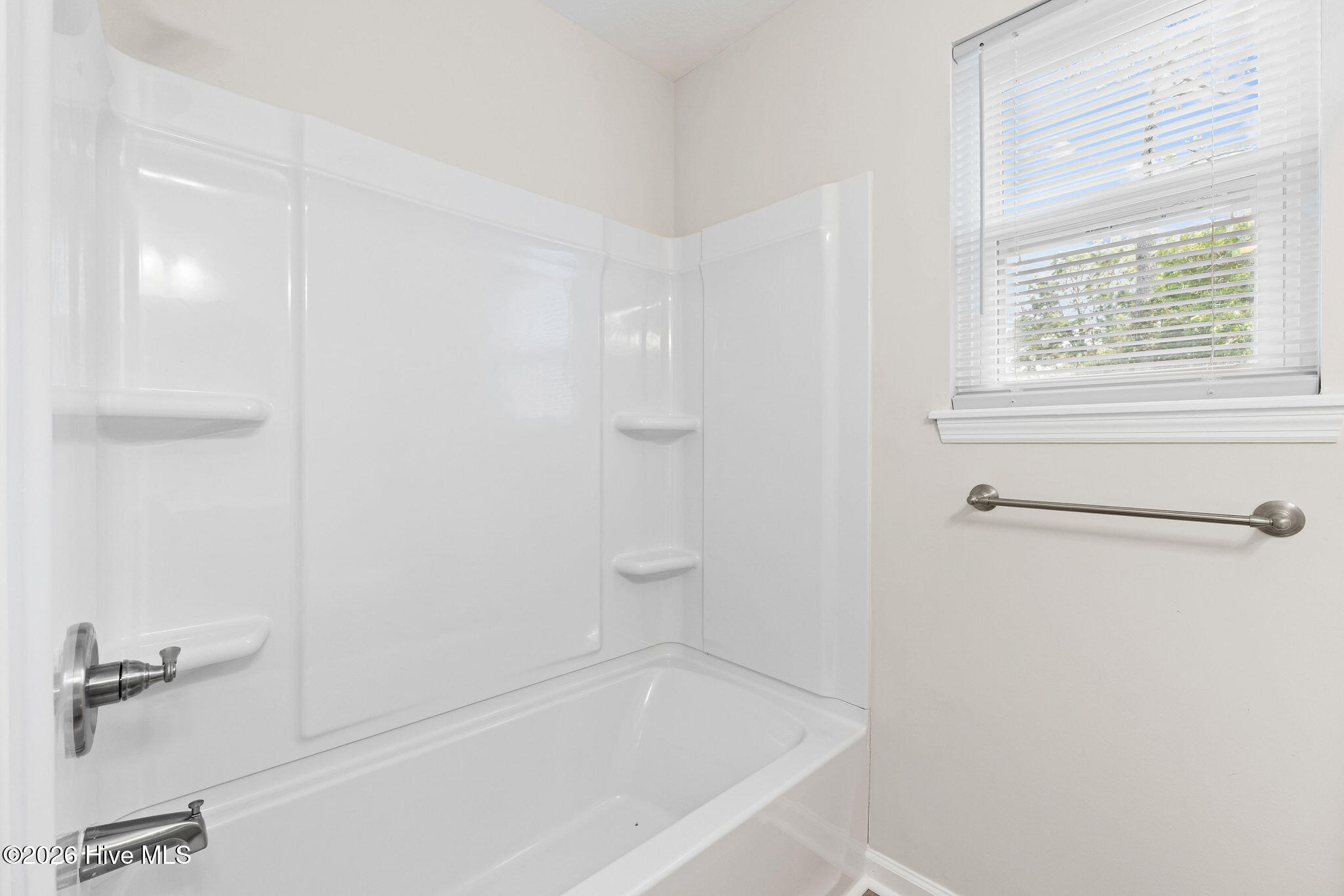 50 Suffolk Drive Property Photo 13