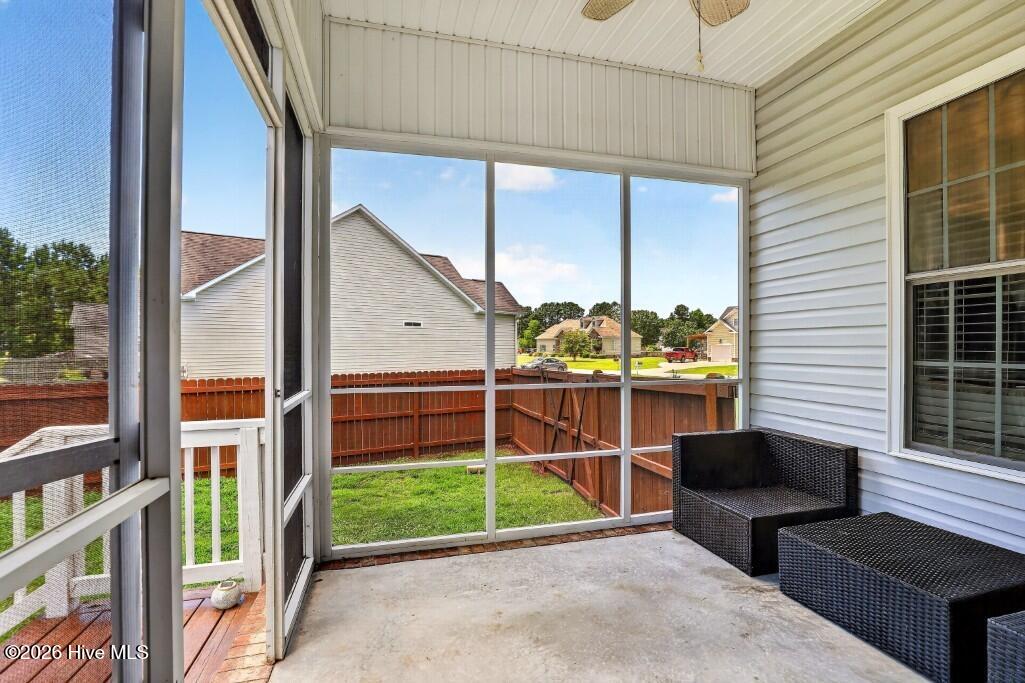 125 Mom Lane Property Photo 44