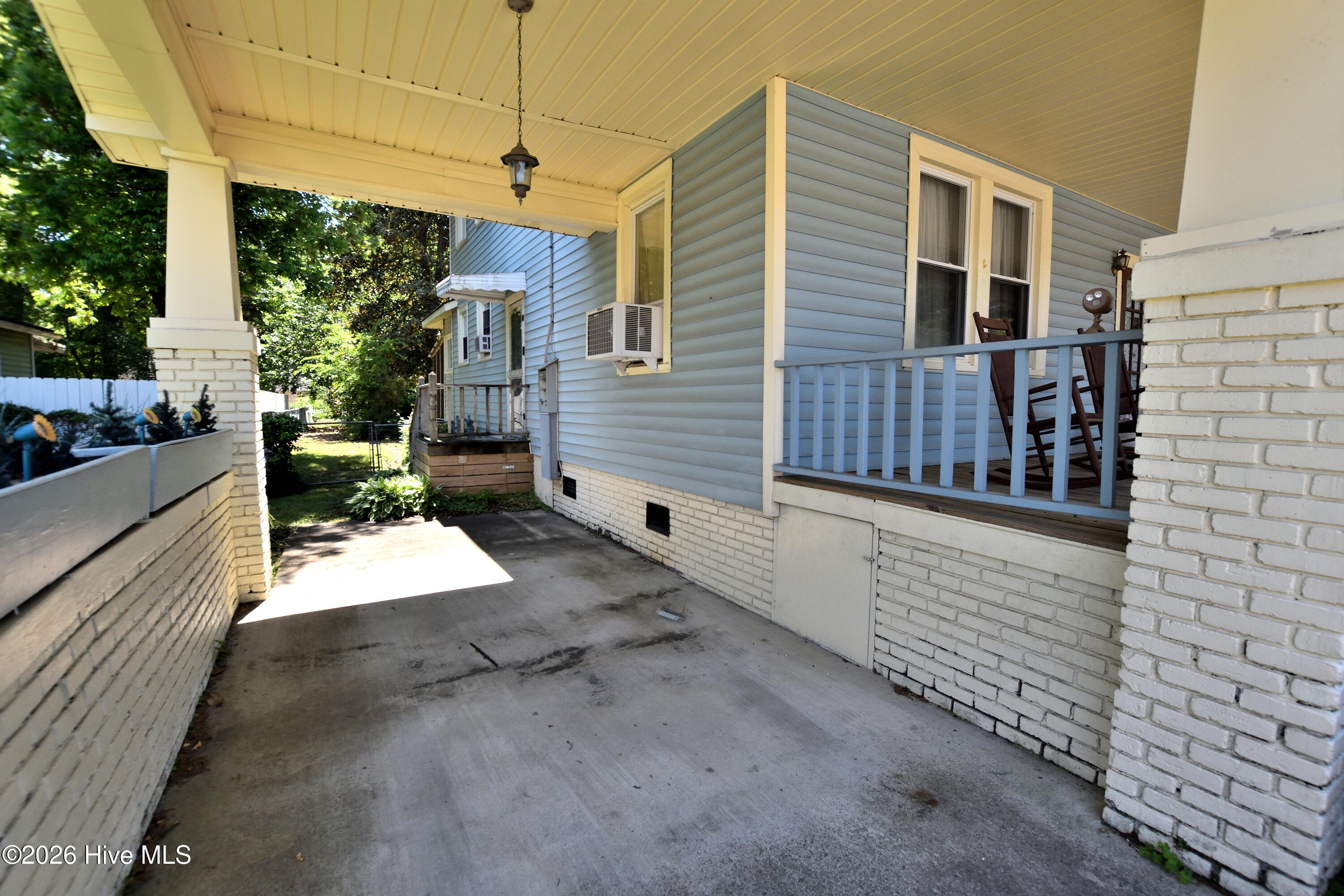 417 Nash Street Property Photo 7