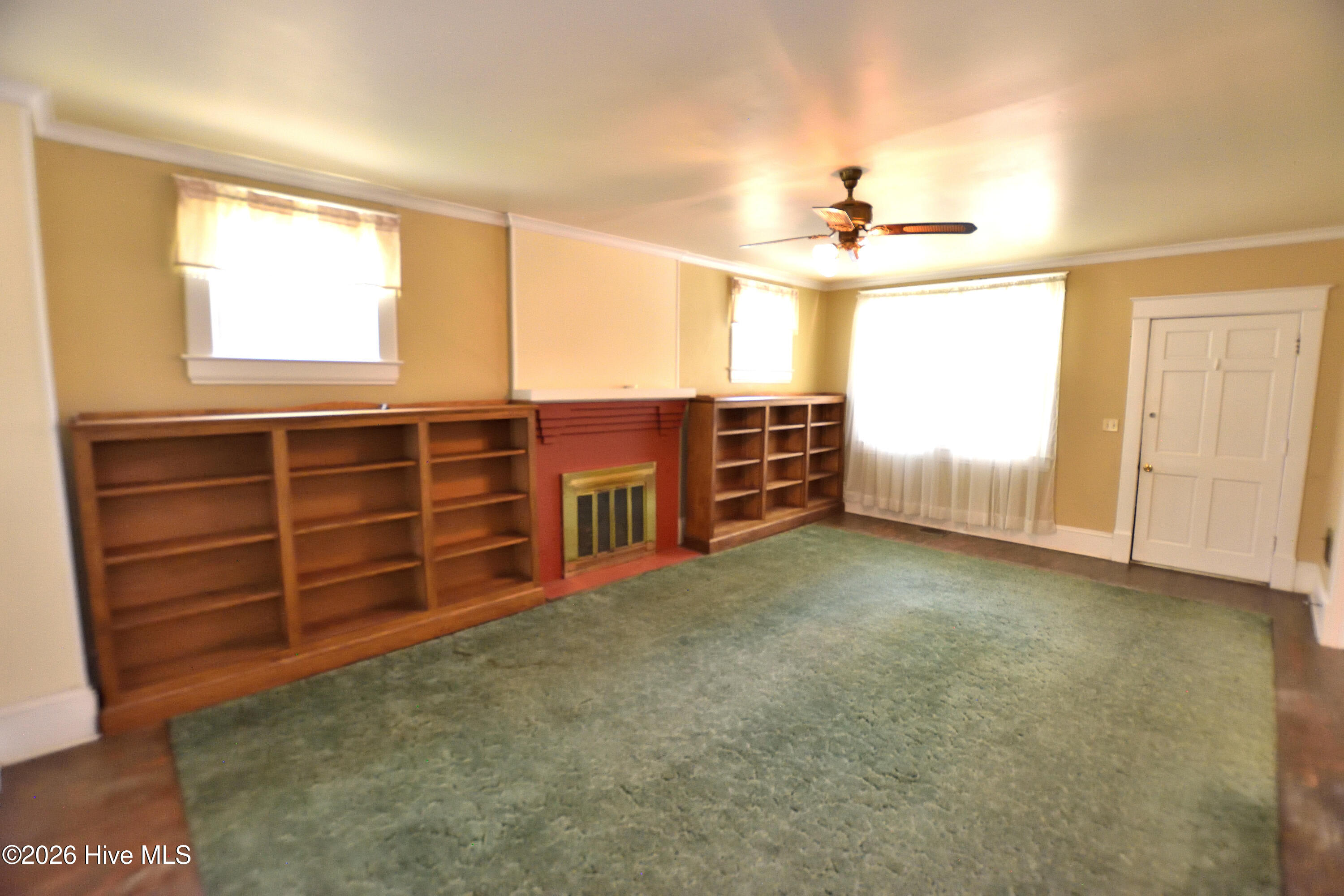 417 Nash Street Property Photo 10