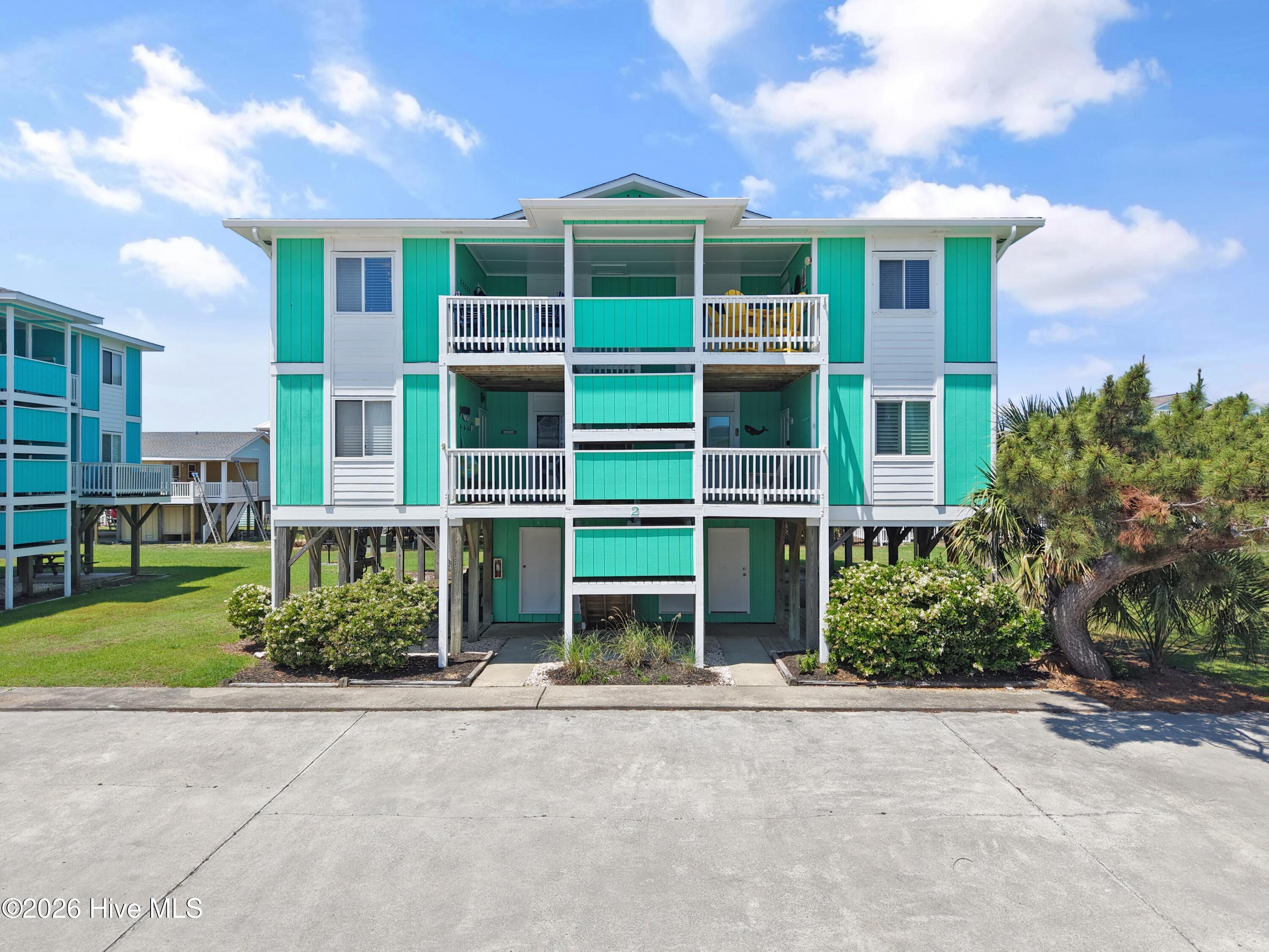 1068 Ocean Boulevard W # 2a Property Photo 1