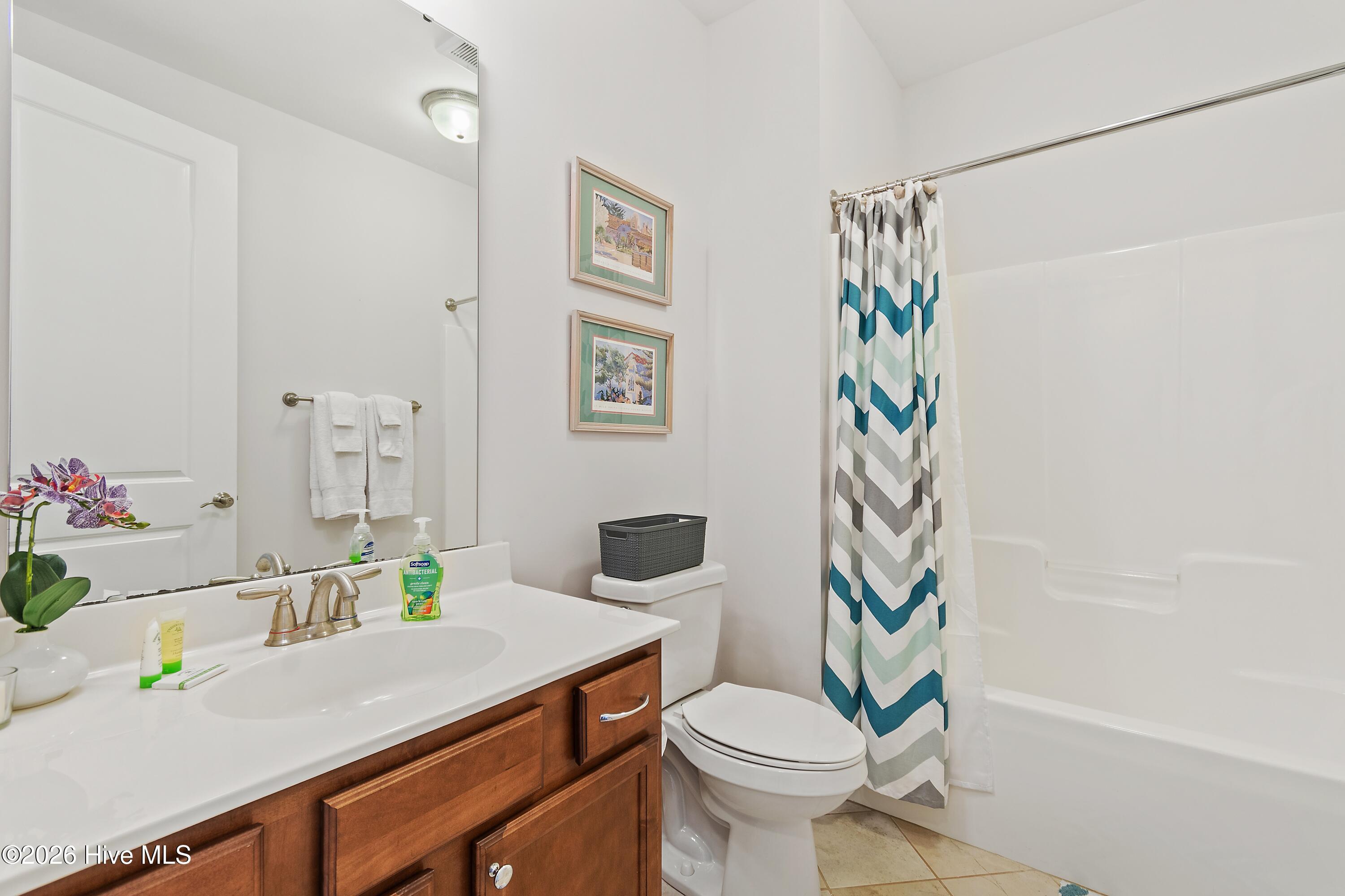 2537 St James Drive Se 105 Property Photo 23