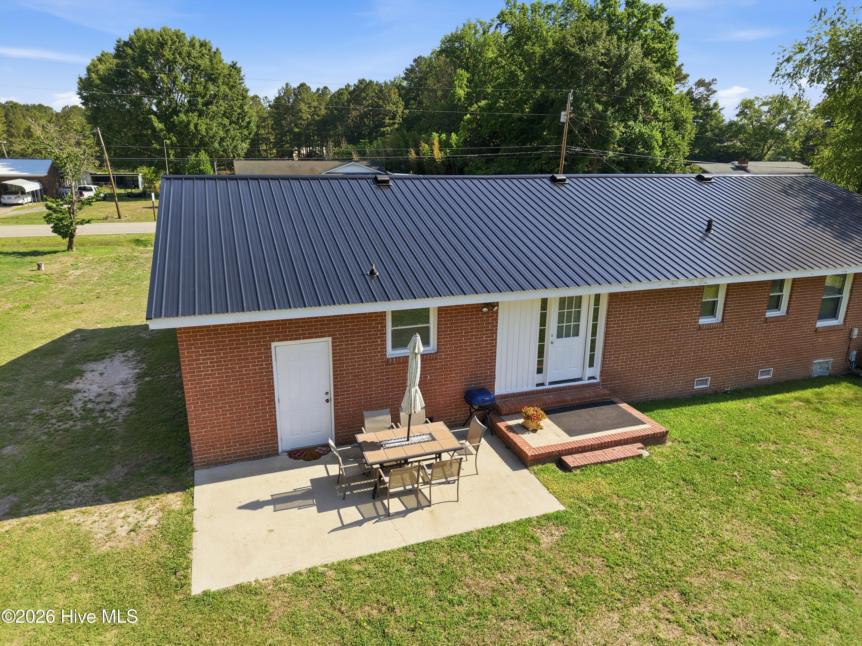 755 Central Avenue Property Photo 5