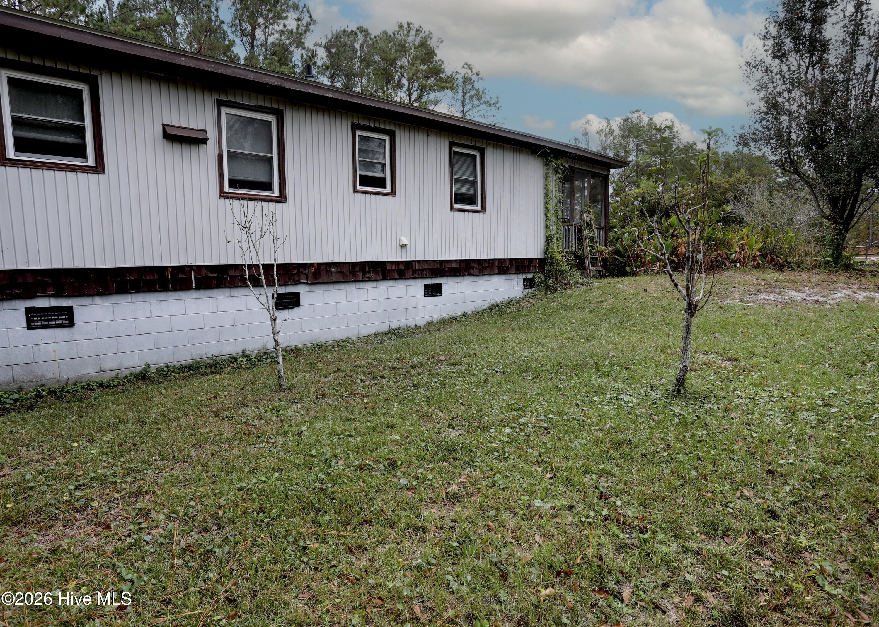 408 Old Folkstone Road Property Photo 5