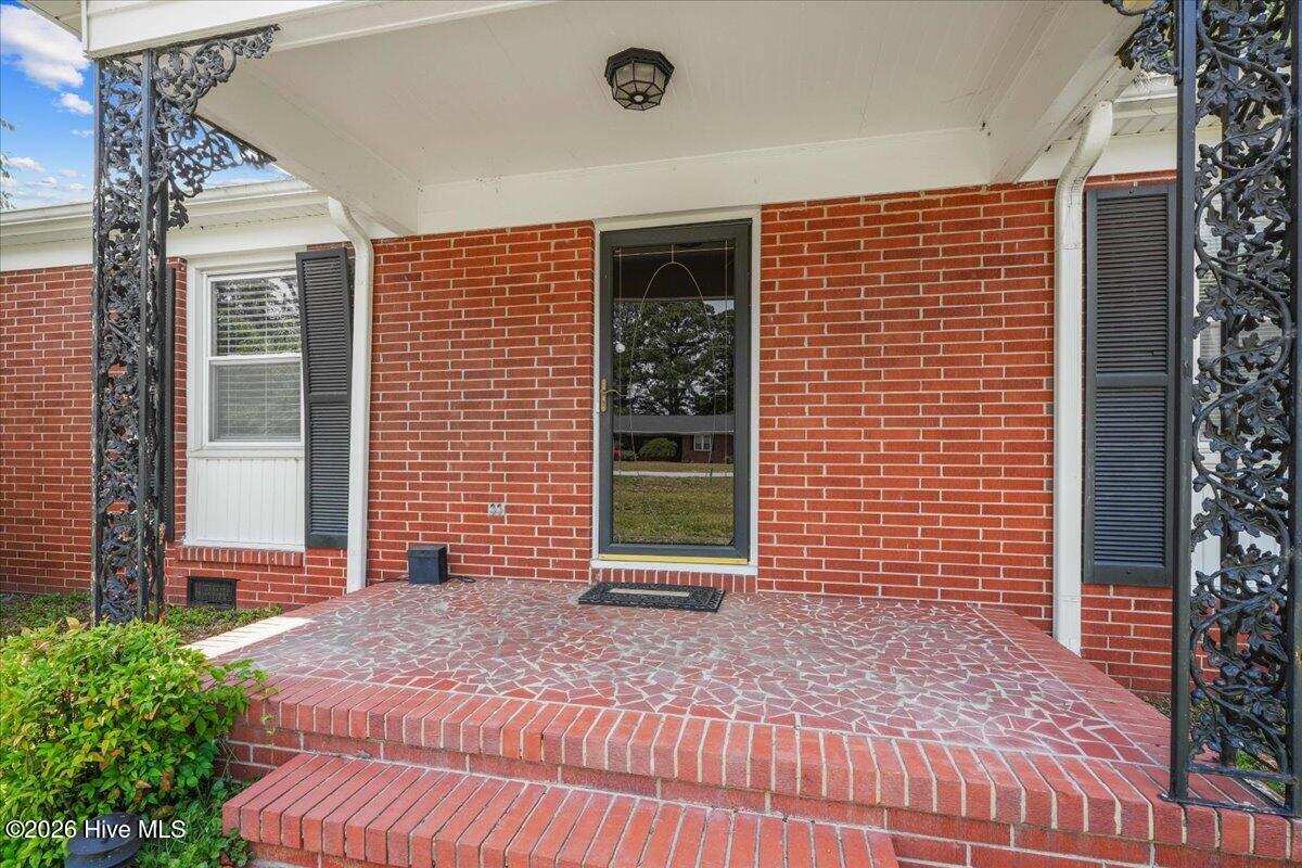 1801 E Azalea Drive Property Photo 6