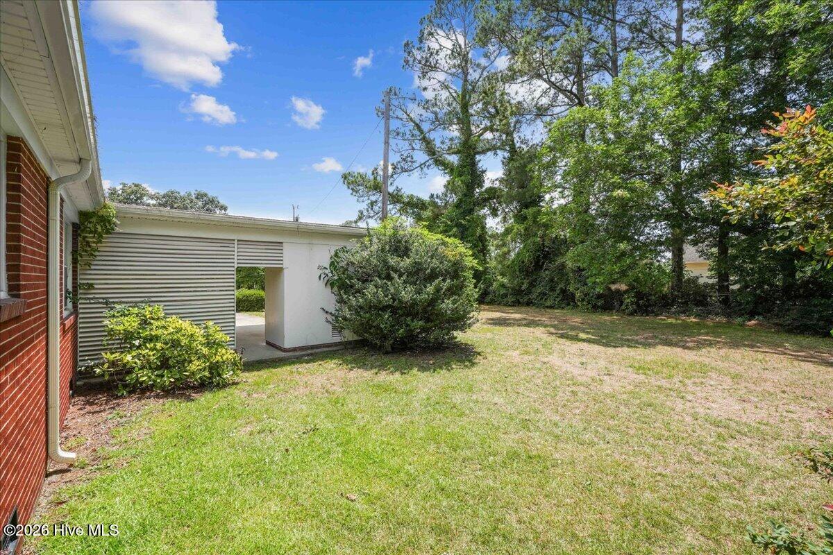 1801 E Azalea Drive Property Photo 9