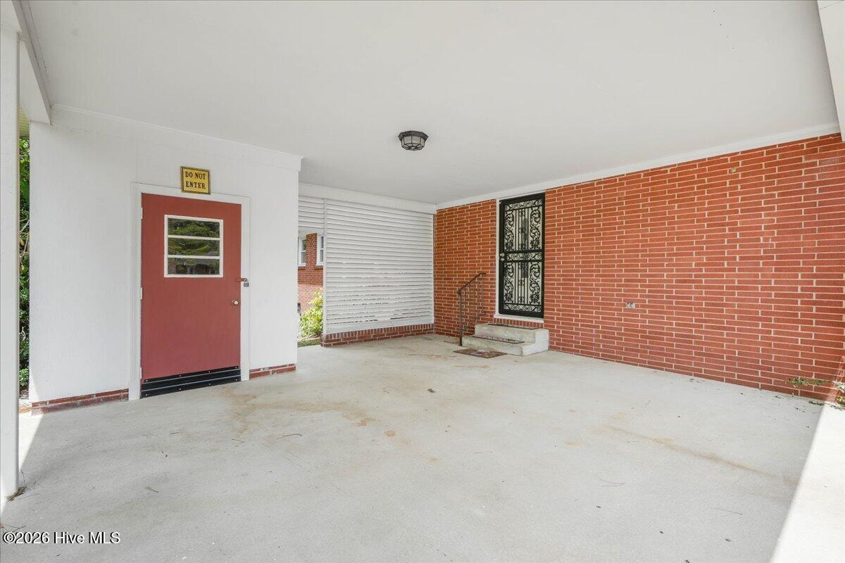 1801 E Azalea Drive Property Photo 10