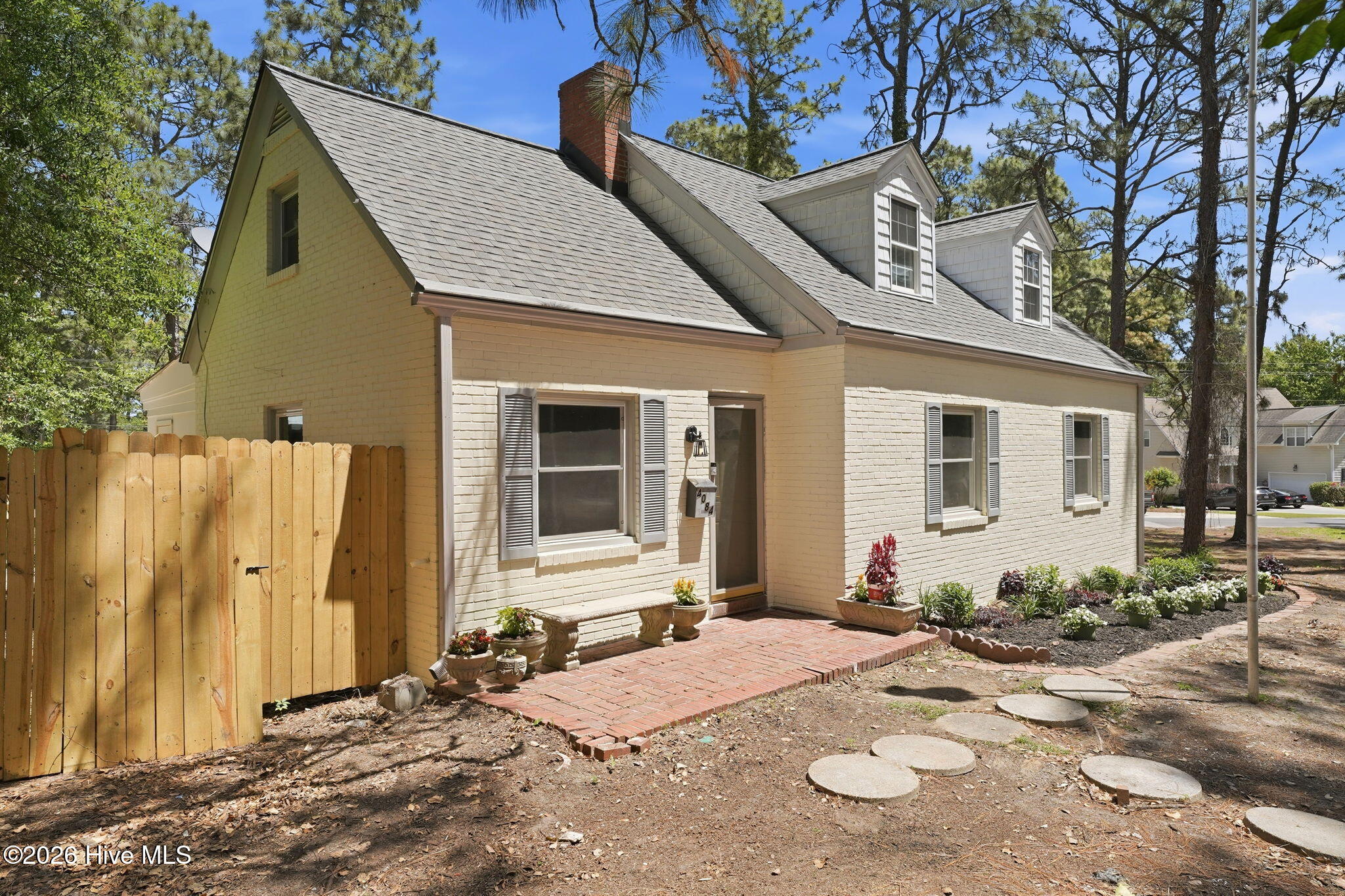 4084 Youngs Road Property Photo 1