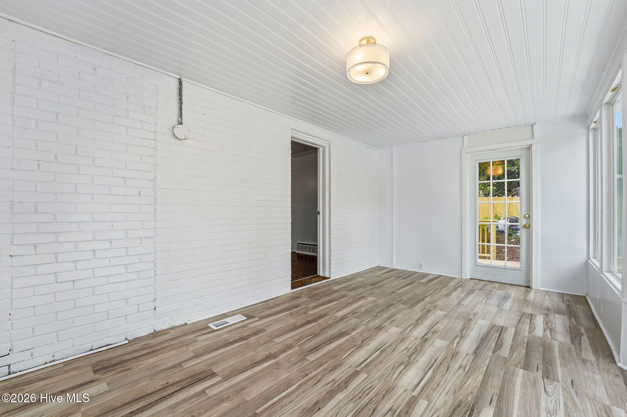 4084 Youngs Road Property Photo 21