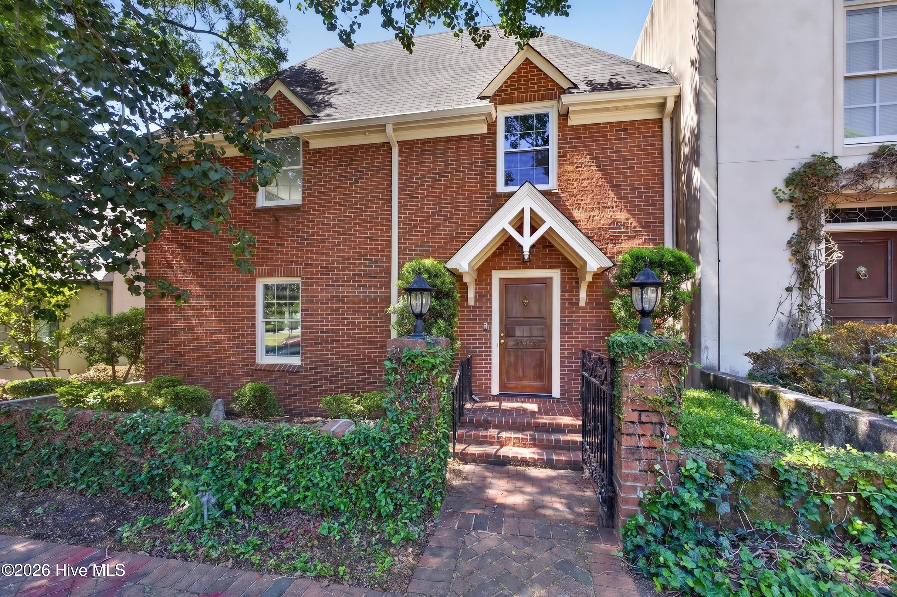 2106 Mcdowell Street Property Photo 1