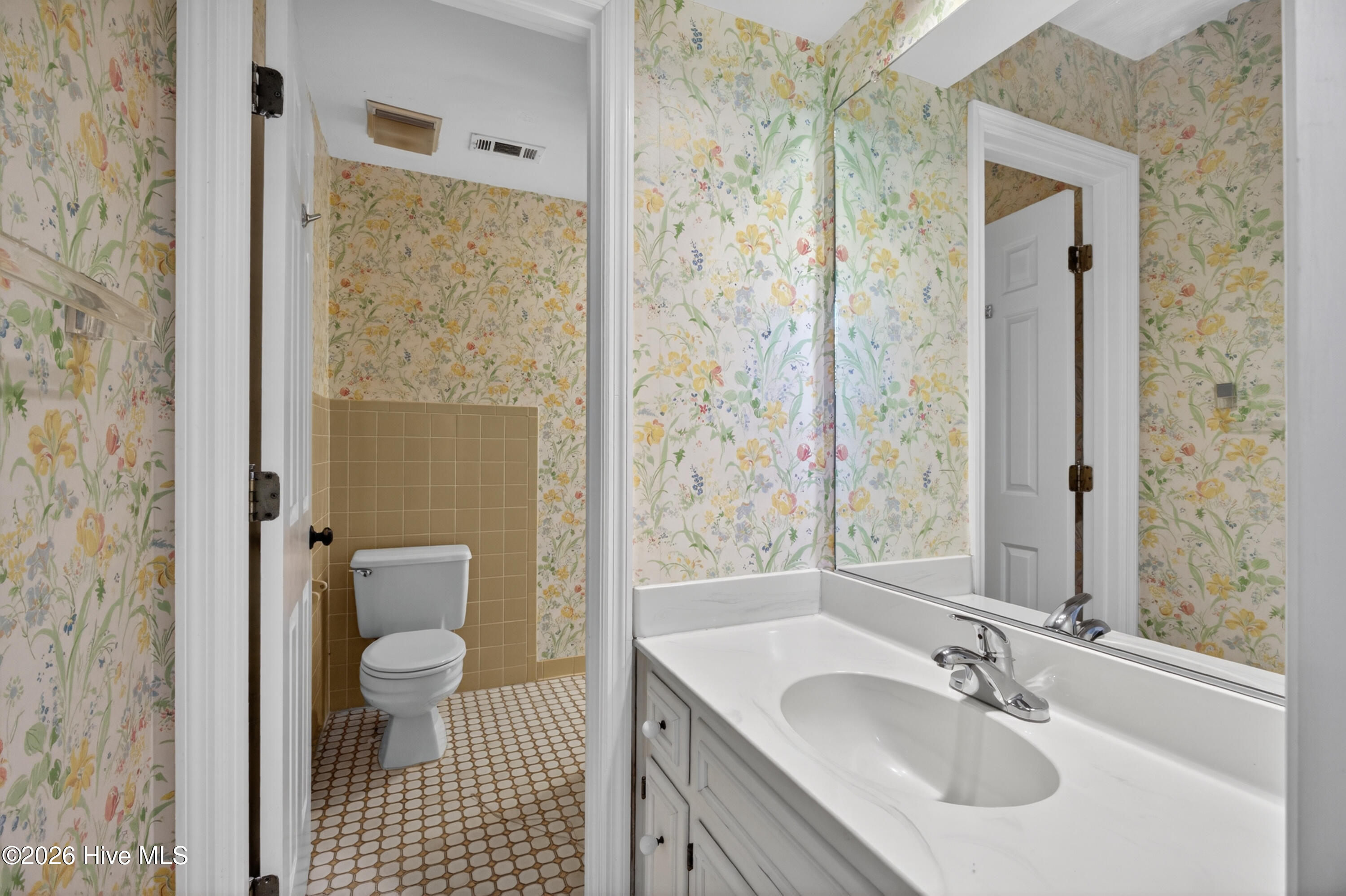2106 Mcdowell Street Property Photo 27