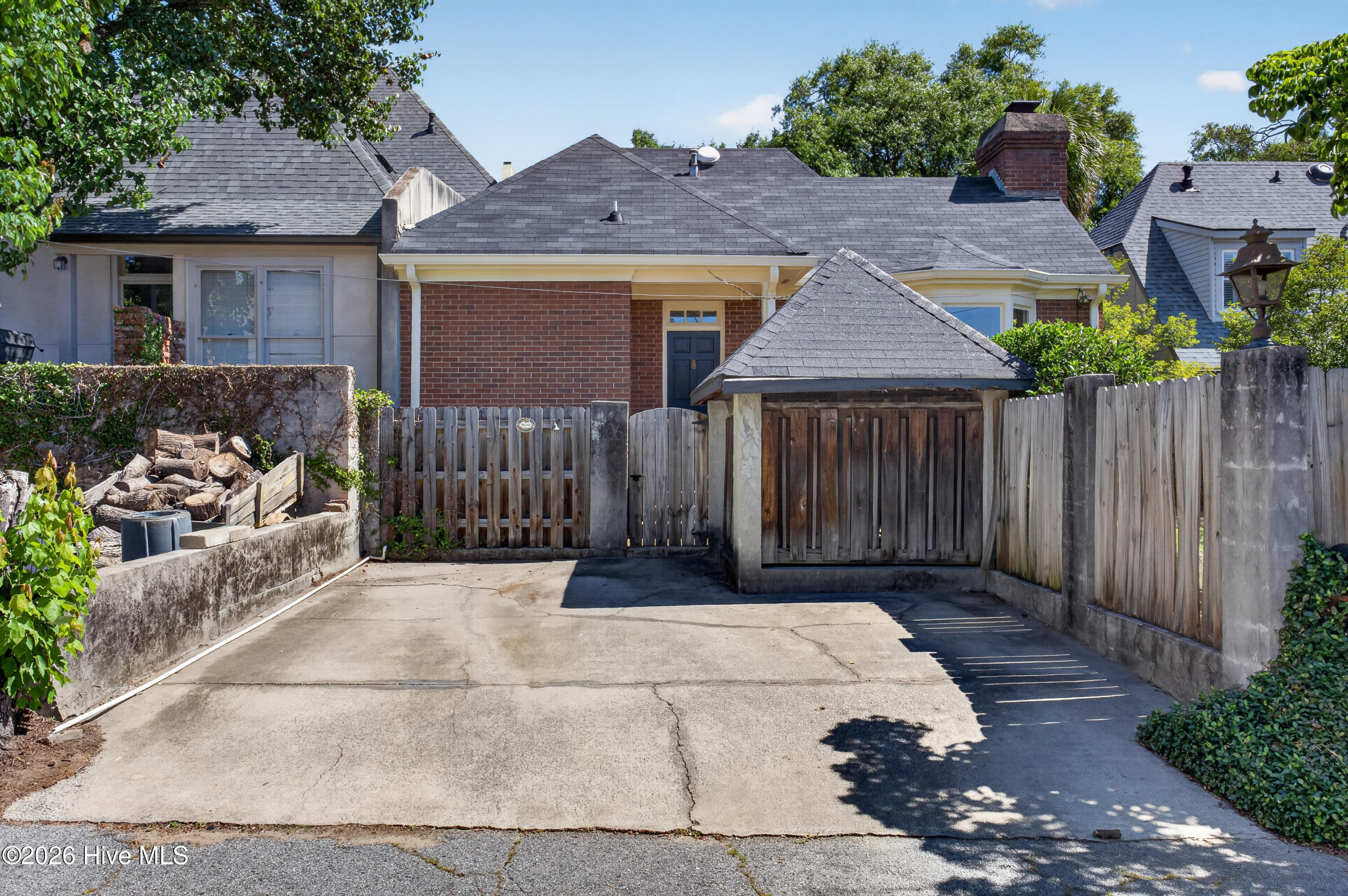 2106 Mcdowell Street Property Photo 35