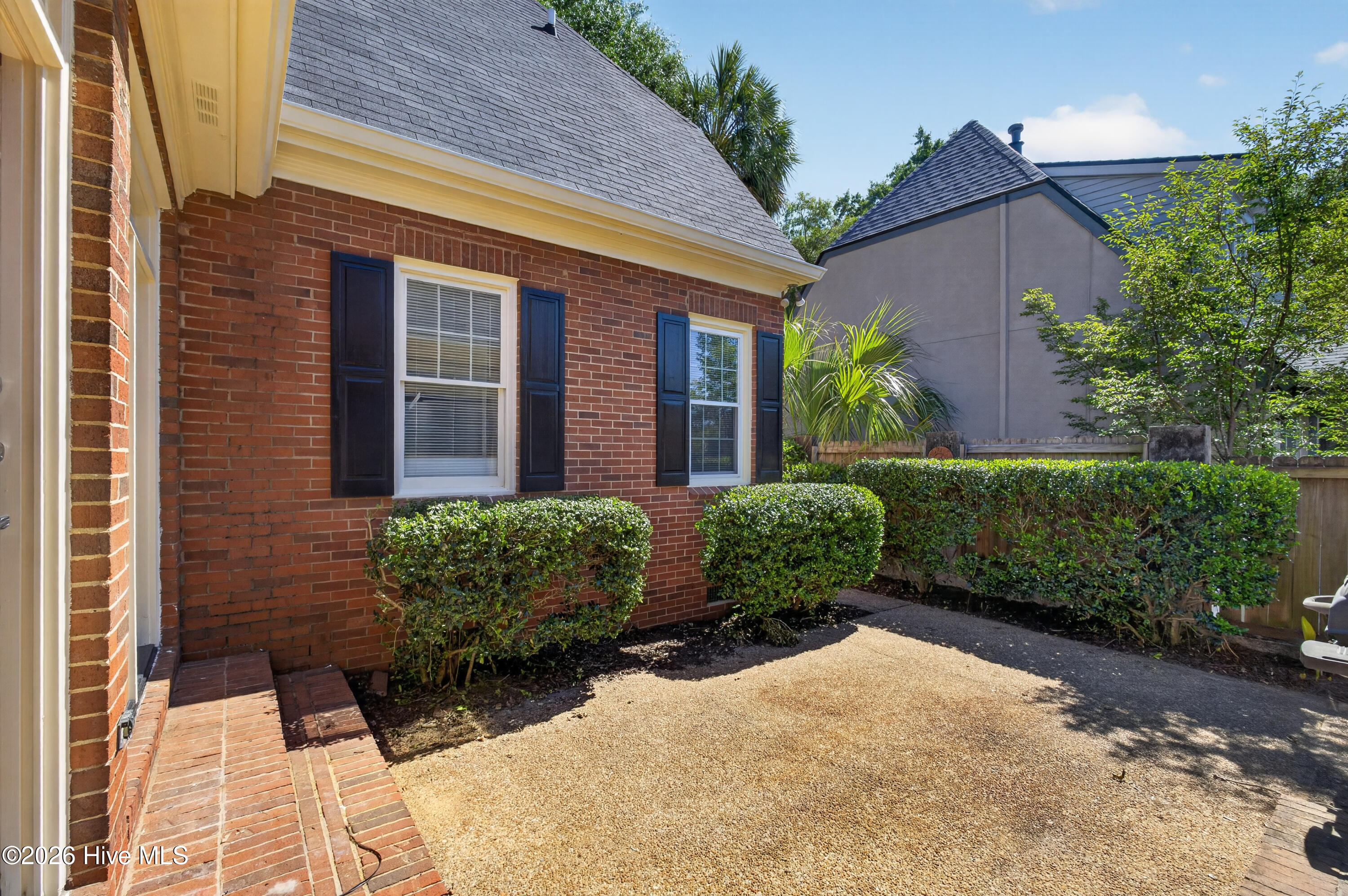 2106 Mcdowell Street Property Photo 36